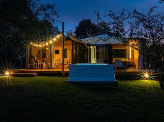 Cabañas con jacuzzi privado y vistas al cerro Champaquí