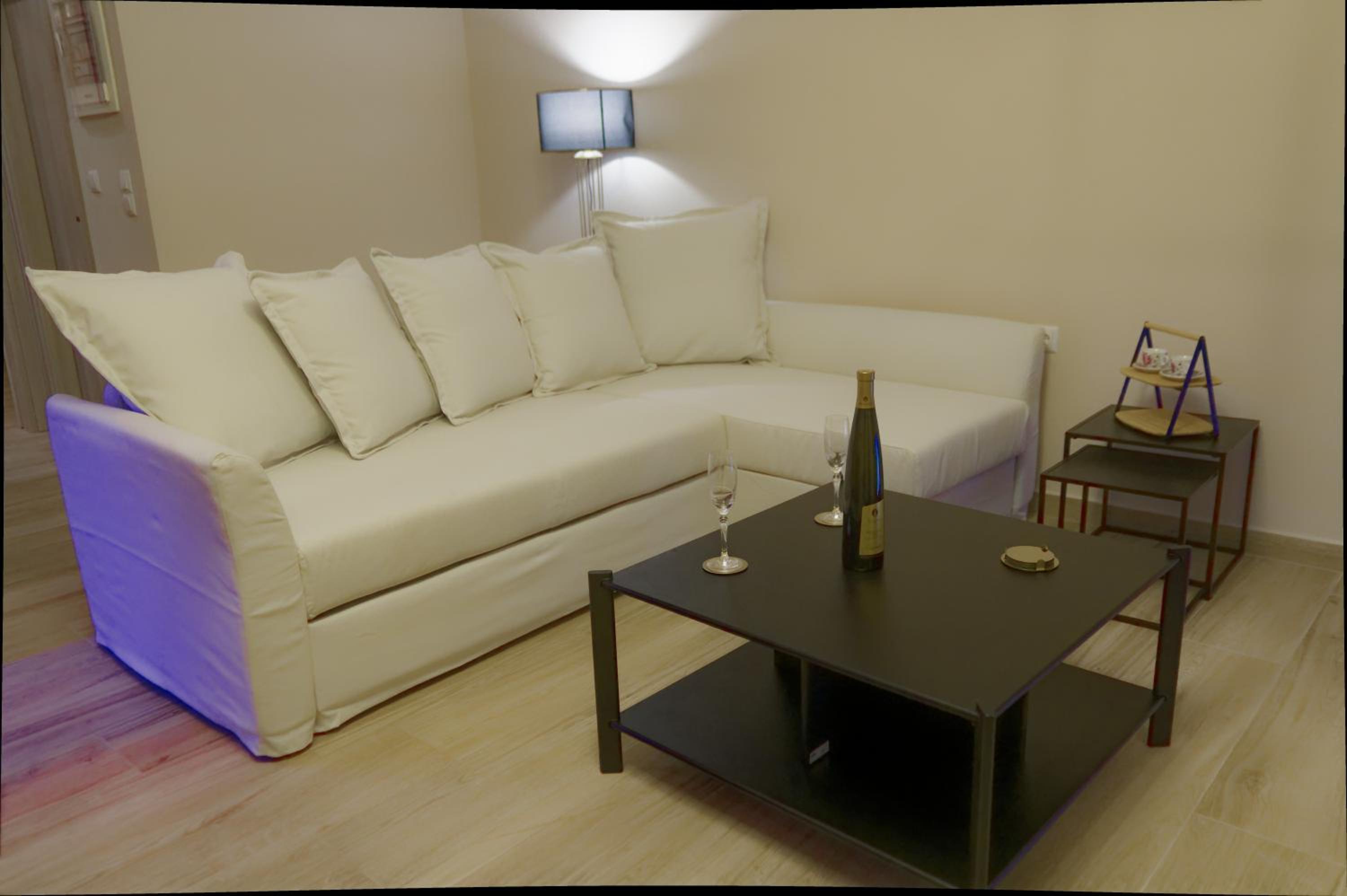 Niriides Apartments