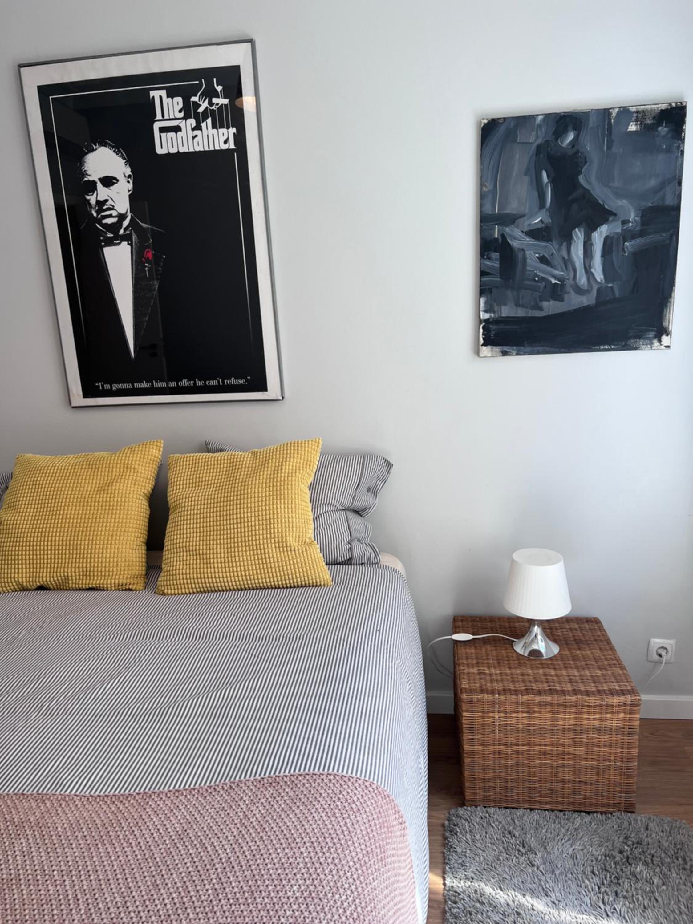 Chiado Cozy apartment with terrace view 3