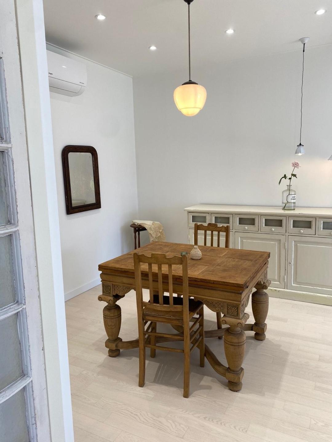 Maison de Clare view 3