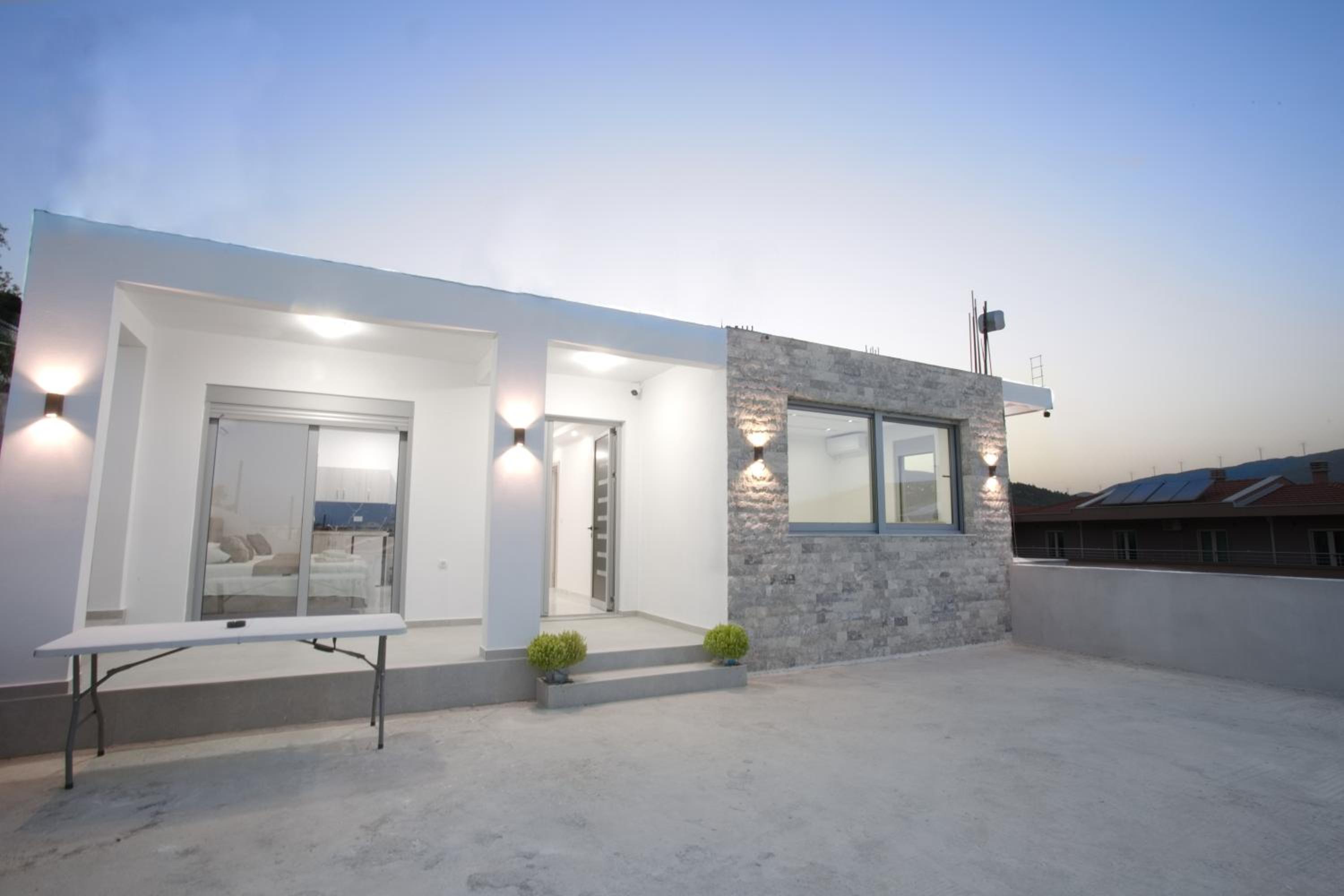 NESI Apartments