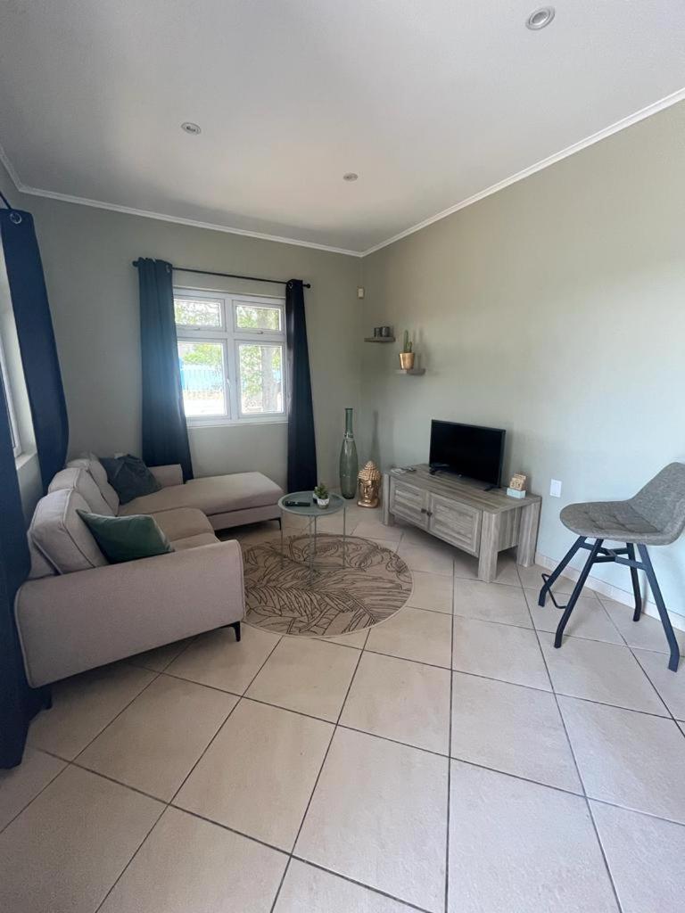 Vakantiewoning, nabij Santa Barbara Beach