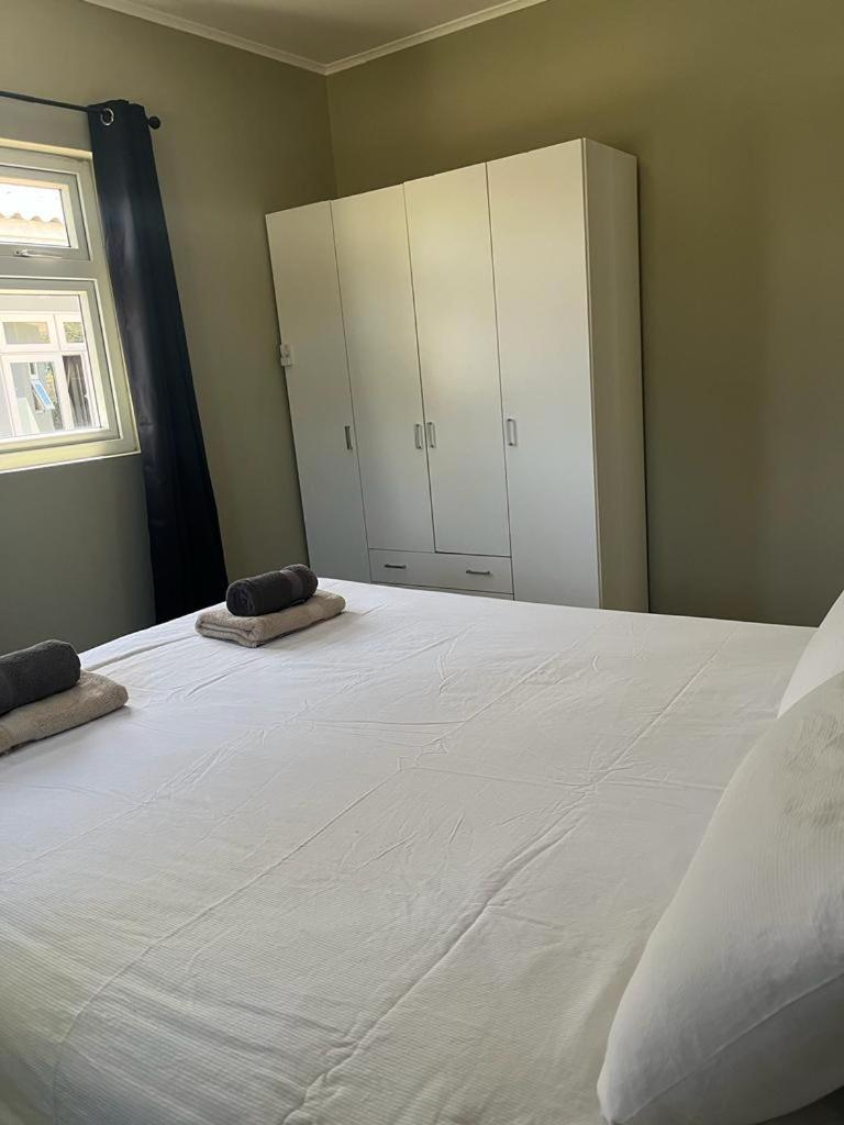 Vakantiewoning, nabij Santa Barbara Beach