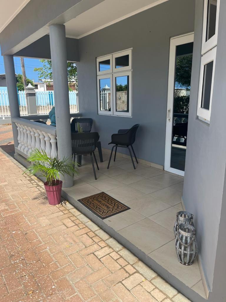 Vakantiewoning, nabij Santa Barbara Beach