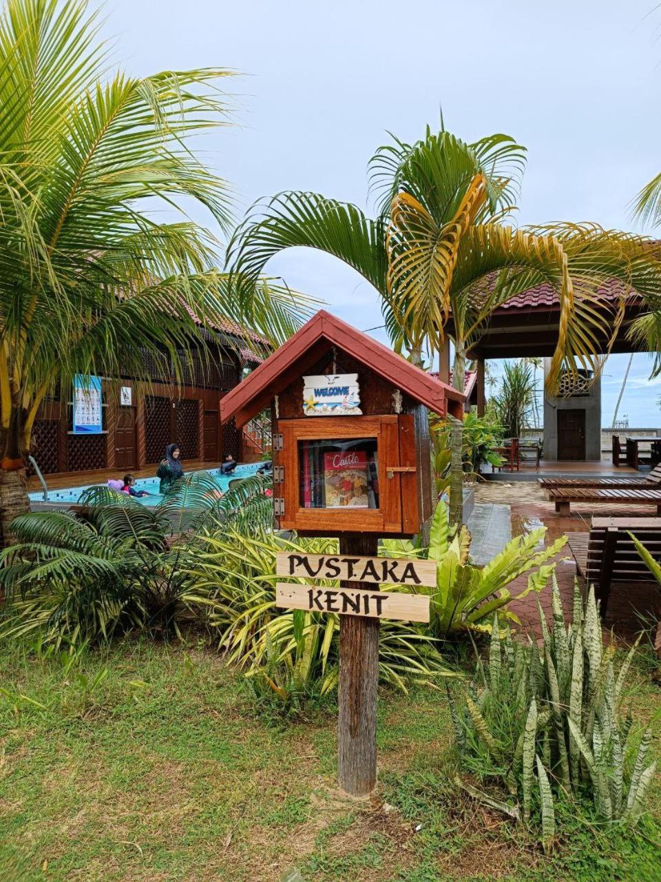 Bayu Beach Penarek