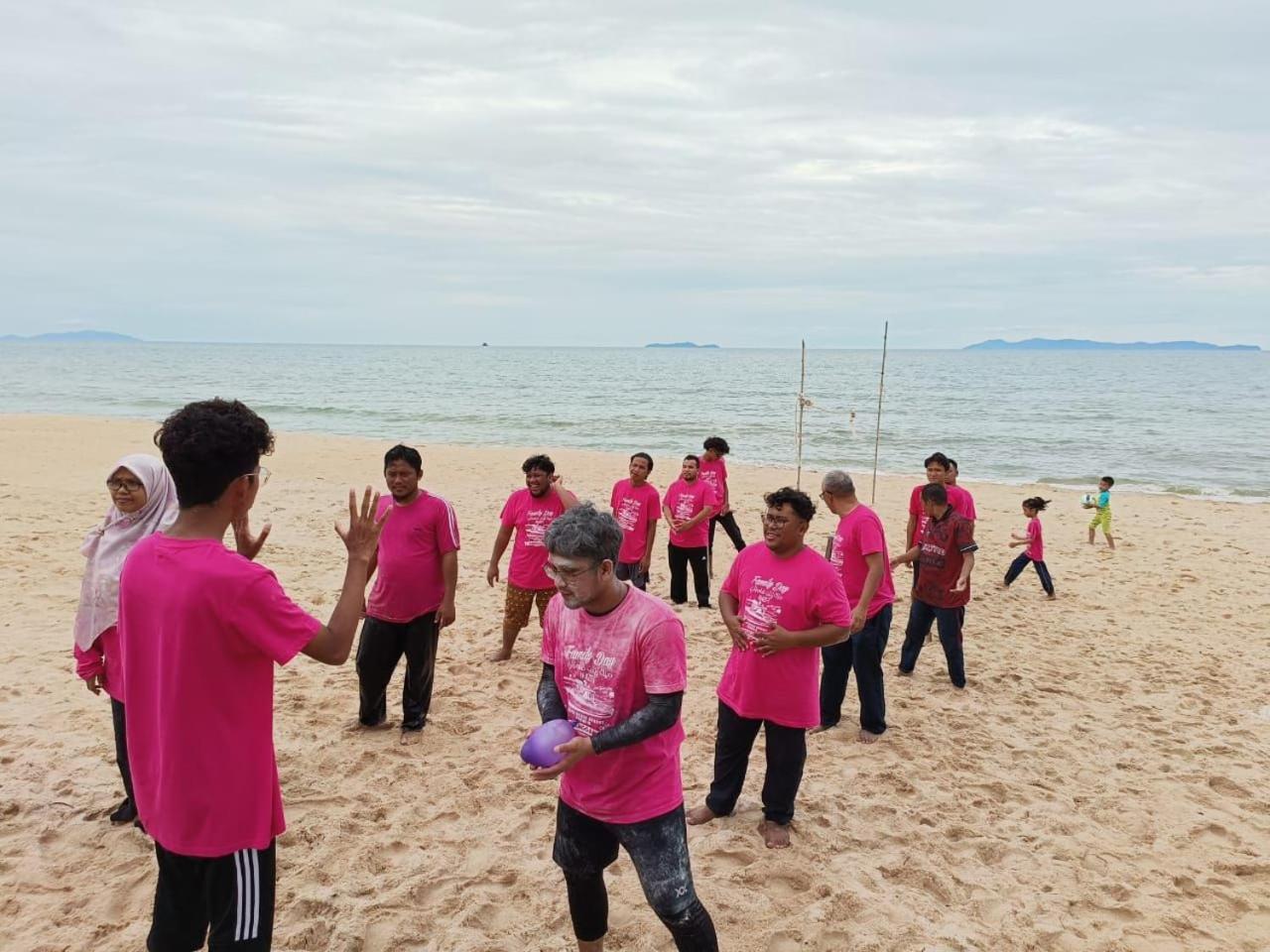 Bayu Beach Penarek