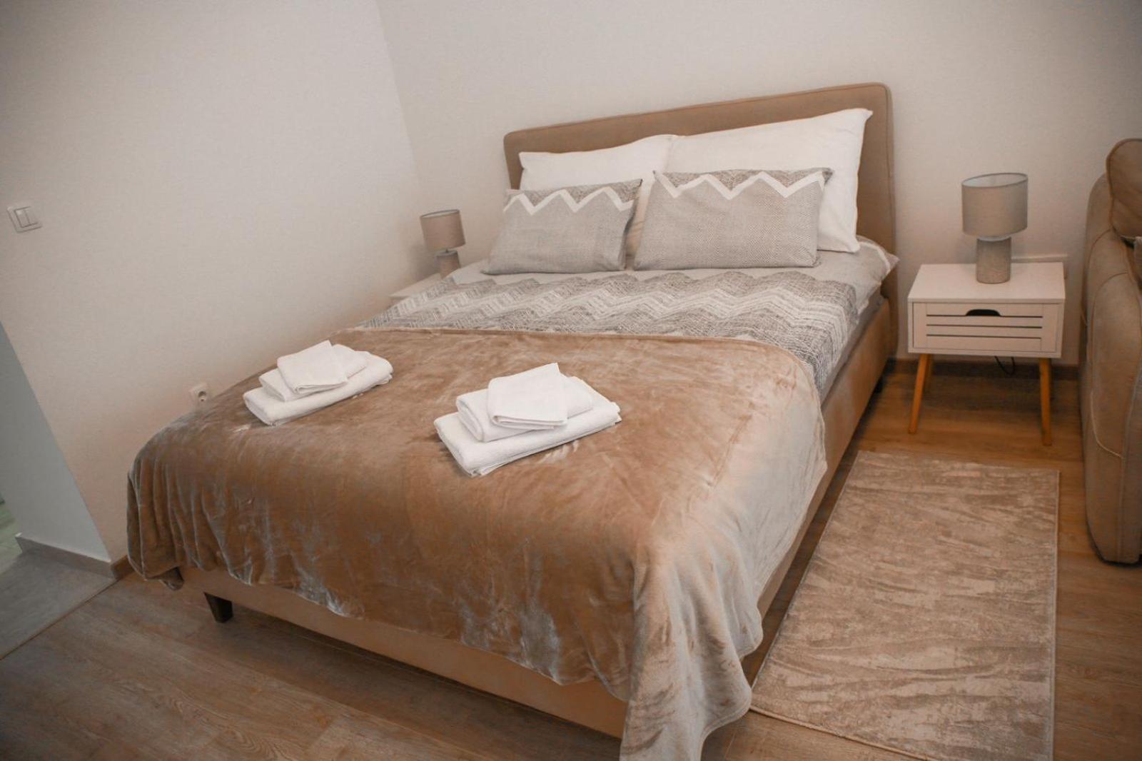 Kastel Apartments