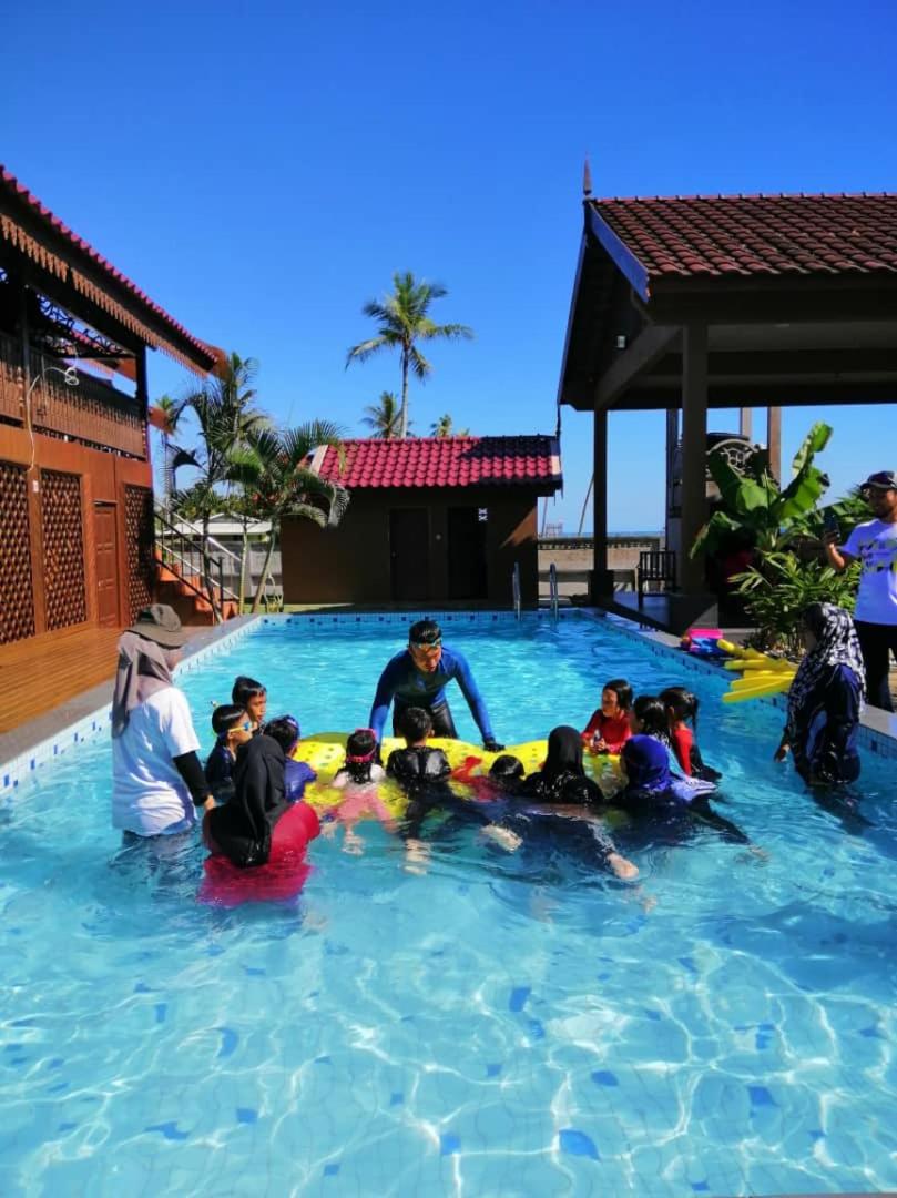 Bayu Beach Penarek