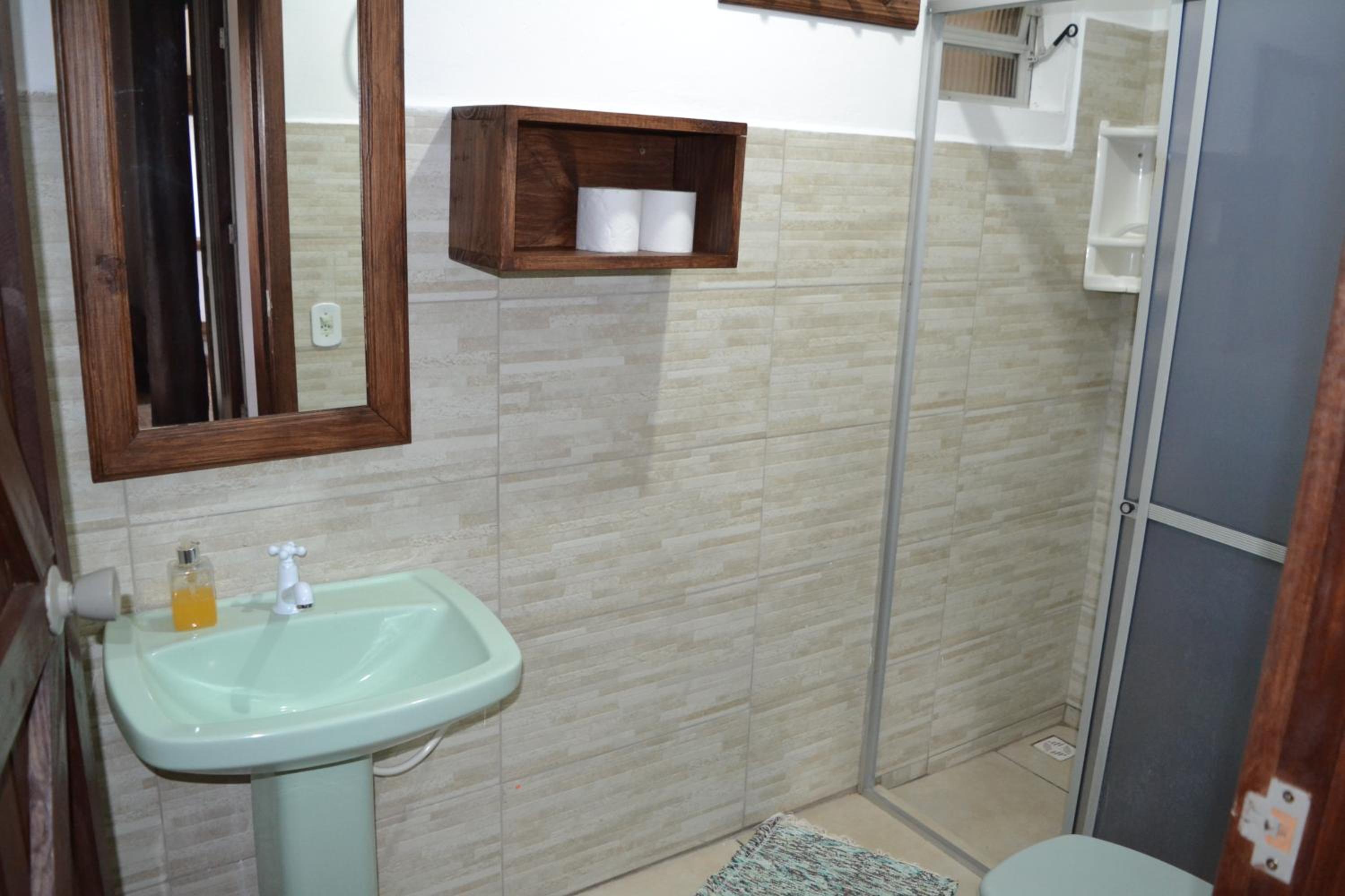 Hostel e Camping Vale Mirante da Rocha