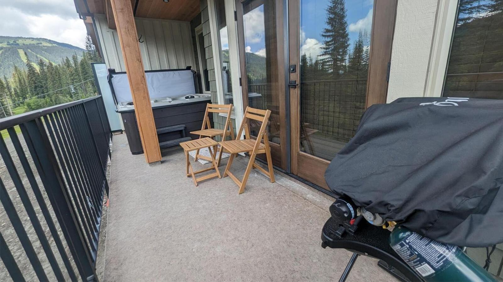 Altitude #36 condo