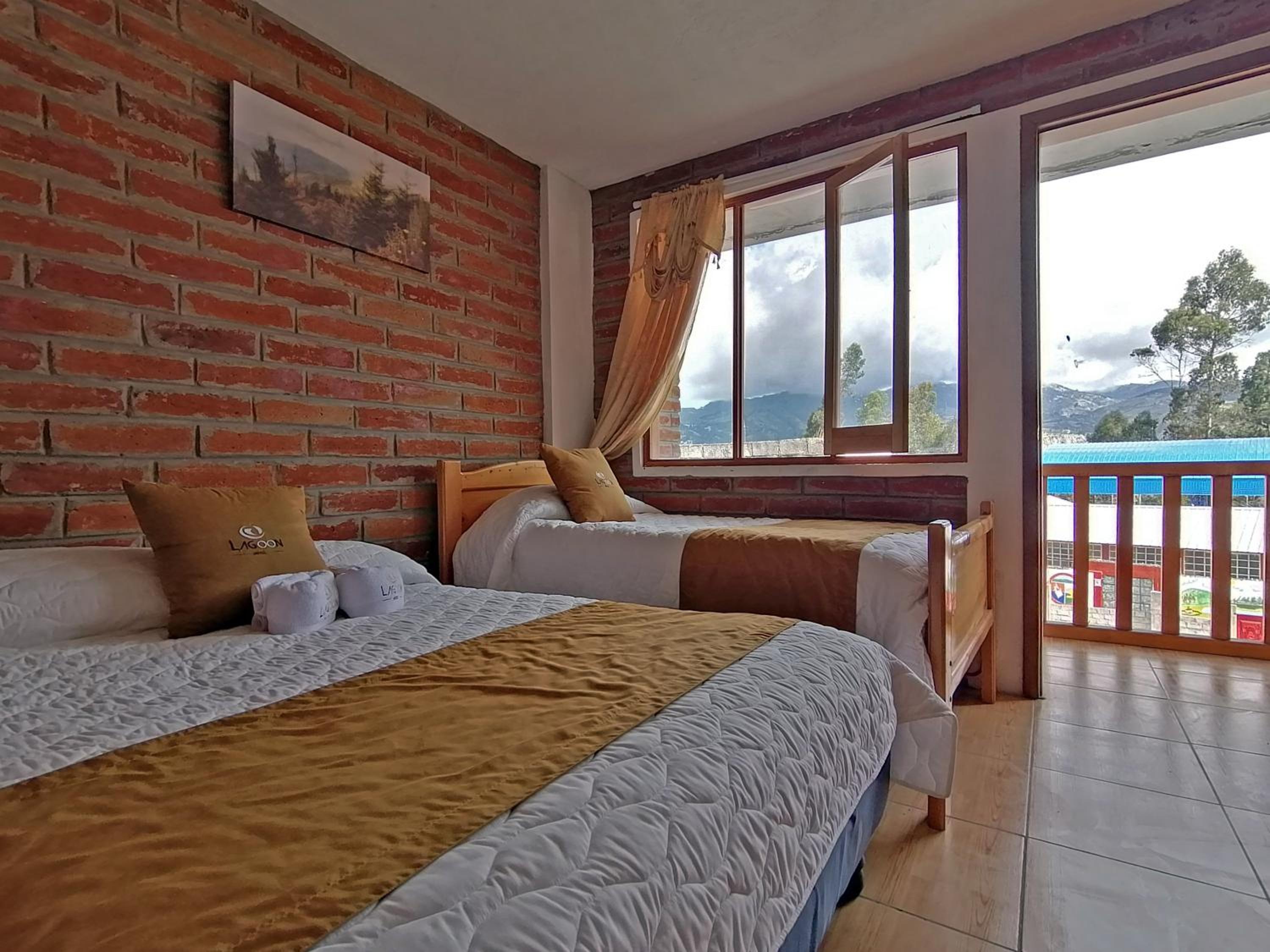 Lagoon Hotel Chugchilan
