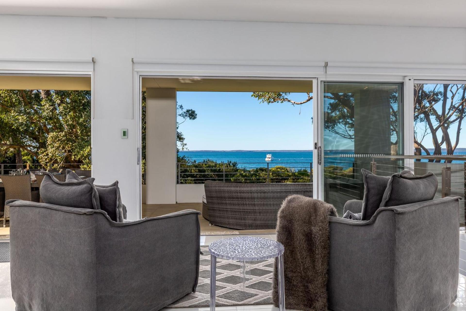 The White House Jervis Bay