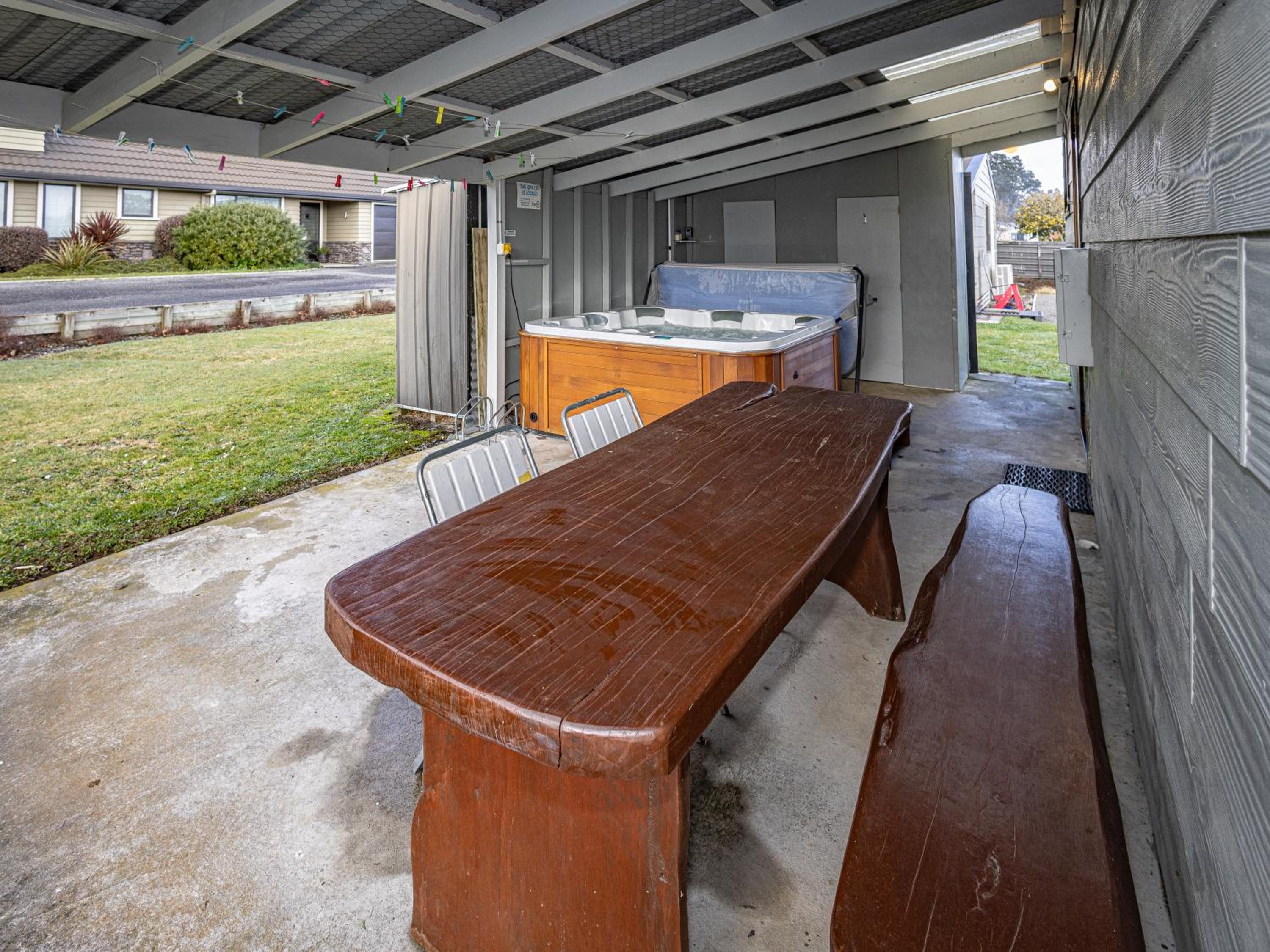 Bluebird Spa Chalet - Ohakune Holiday Home view 5