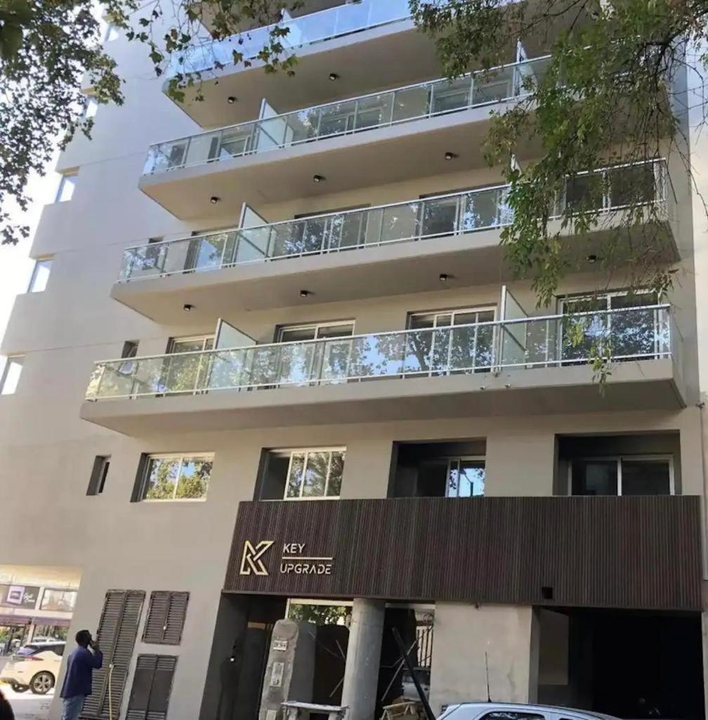 Penthouse a estrenar en Sofisticado Barrio y Edificio Nov 2023 Vista panorámica 100m2 Gimnasio Piscina Lujoso Salon de Fiestas