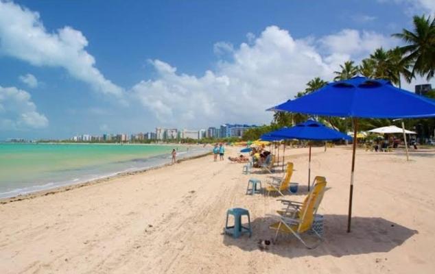 Apartamento dúplex em frente ao mar de Pajuçara