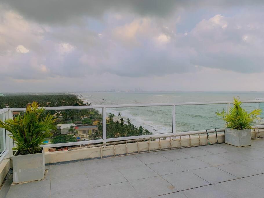 MaSa Beach Front Apartment Uswetakeiyawa B12