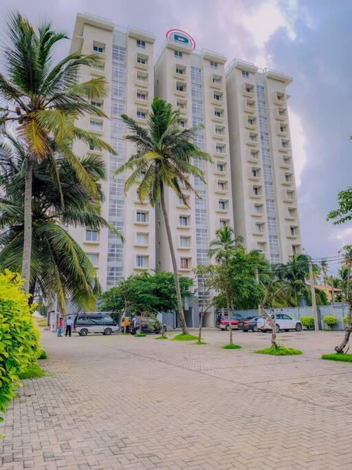 MaSa Beach Front Apartment Uswetakeiyawa B12