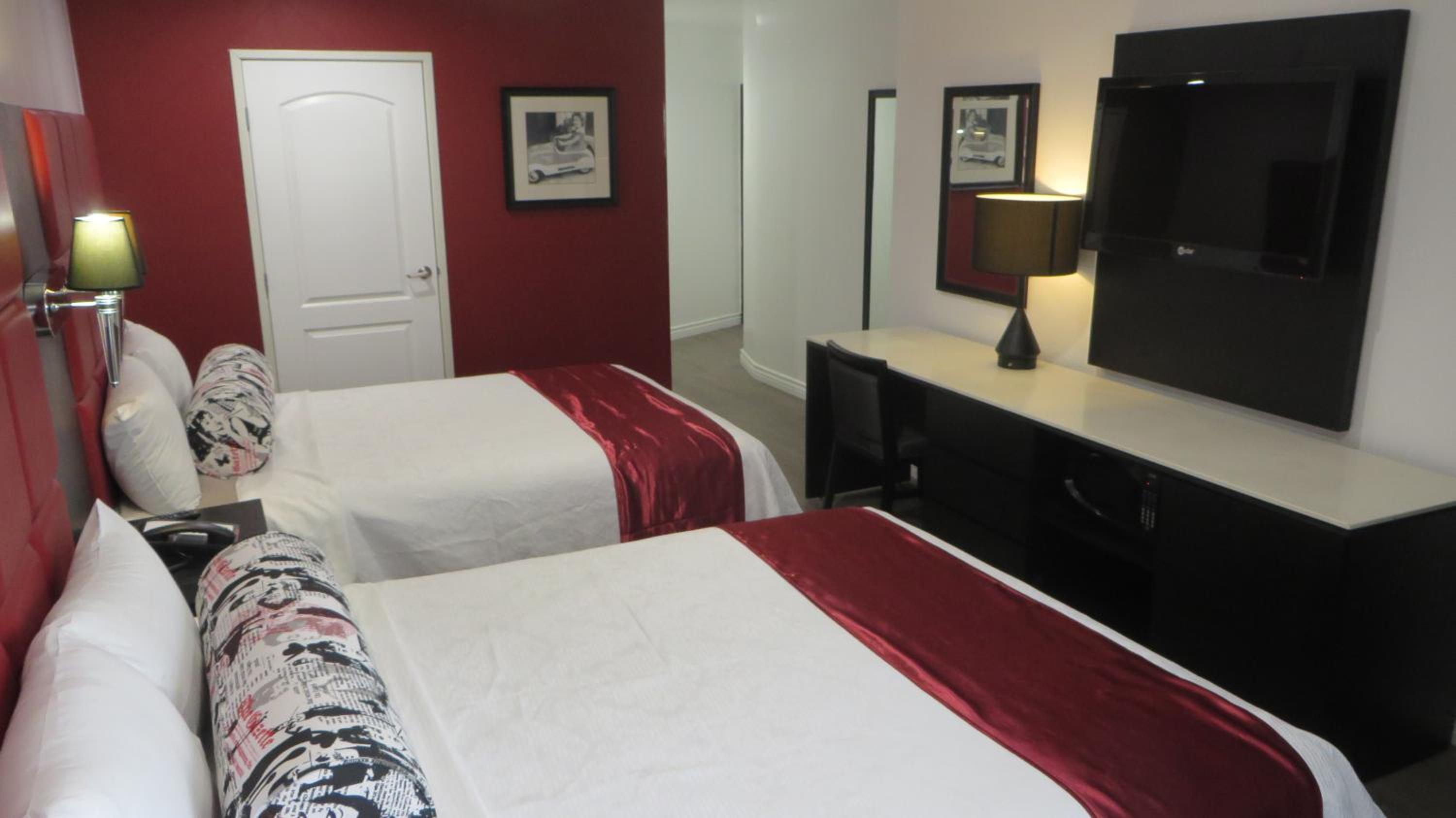 Legend Hotel Hollywood