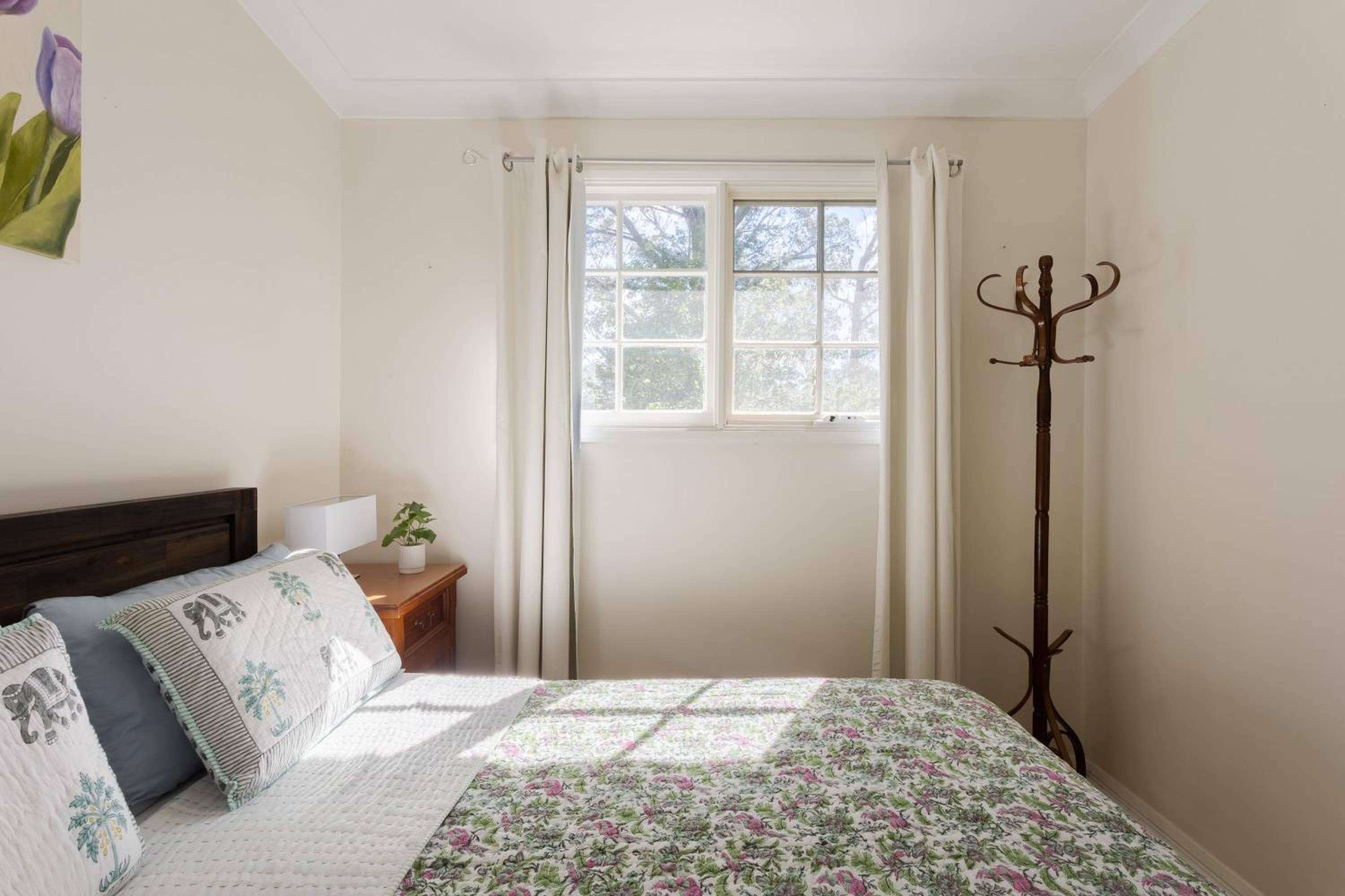 Hotel Nilgiri 3BR Mountain Retreat 5mins Katoomba Centre - Image 1
