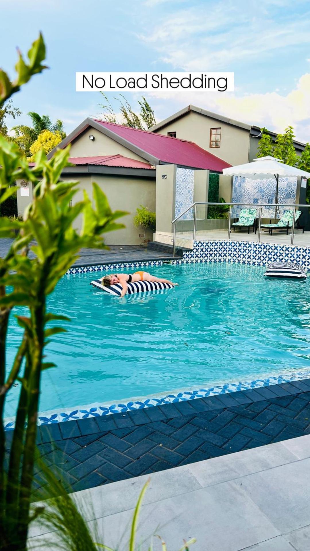 Hotel INBLOEM - Image 1