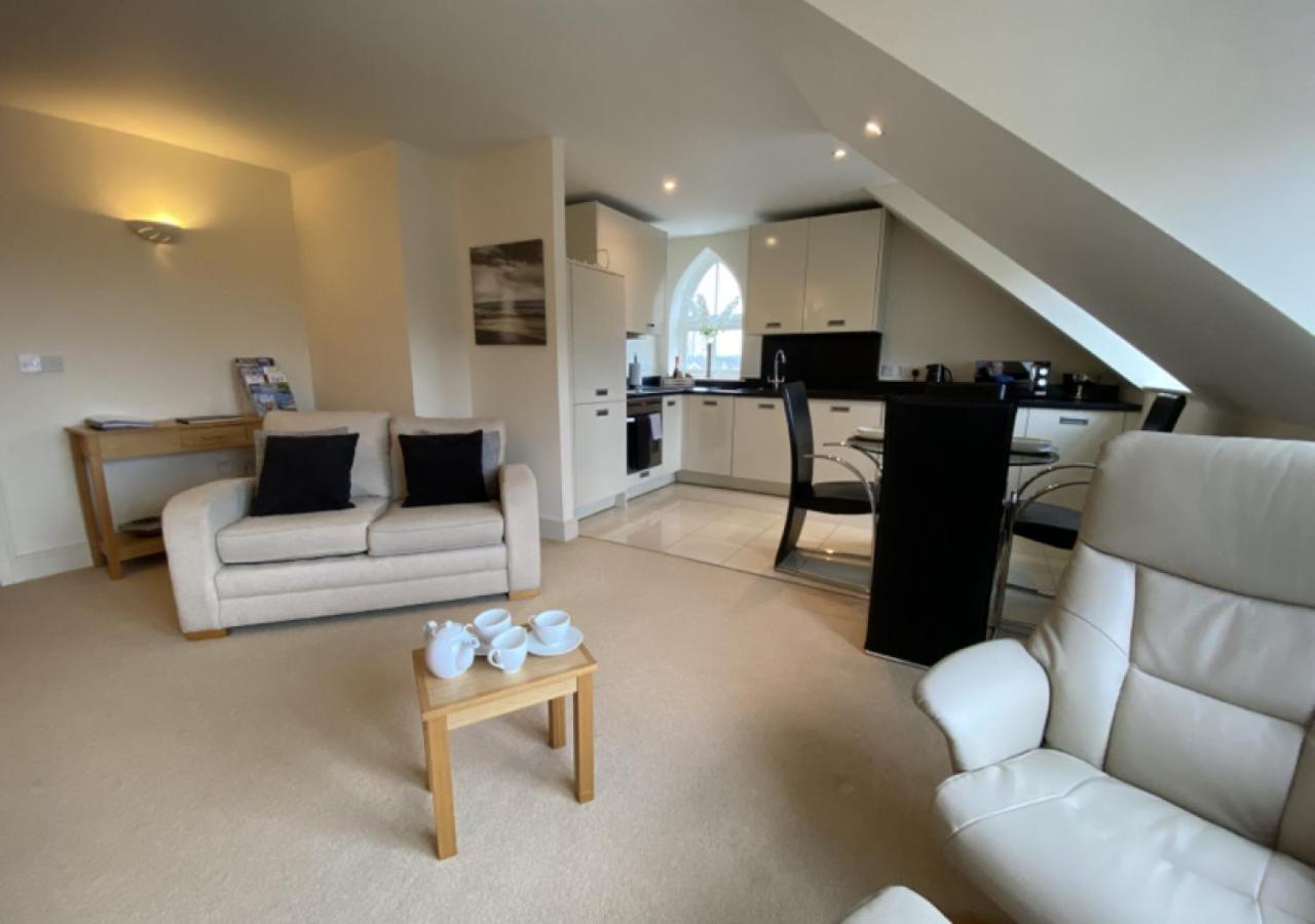 1 Bed in Saundersfoot oc-pw9172