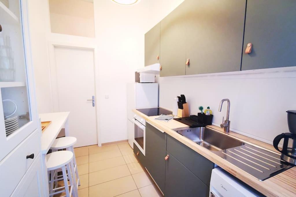 LANG Li by ROCKCHAIR Apartments l SUPERHOST Status l 2 Bedrooms Boxspringbeds in City Center - Cozy Family & Business Flair welcomes you!