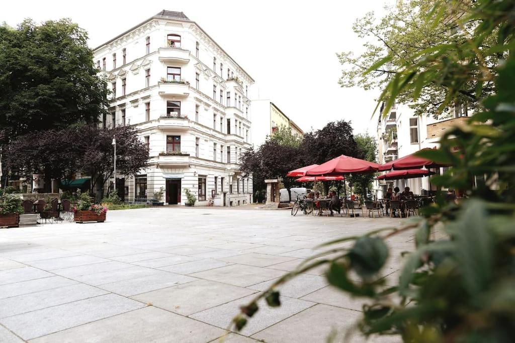 LANG Li by ROCKCHAIR Apartments l SUPERHOST Status l 2 Bedrooms Boxspringbeds in City Center - Cozy Family & Business Flair welcomes you!