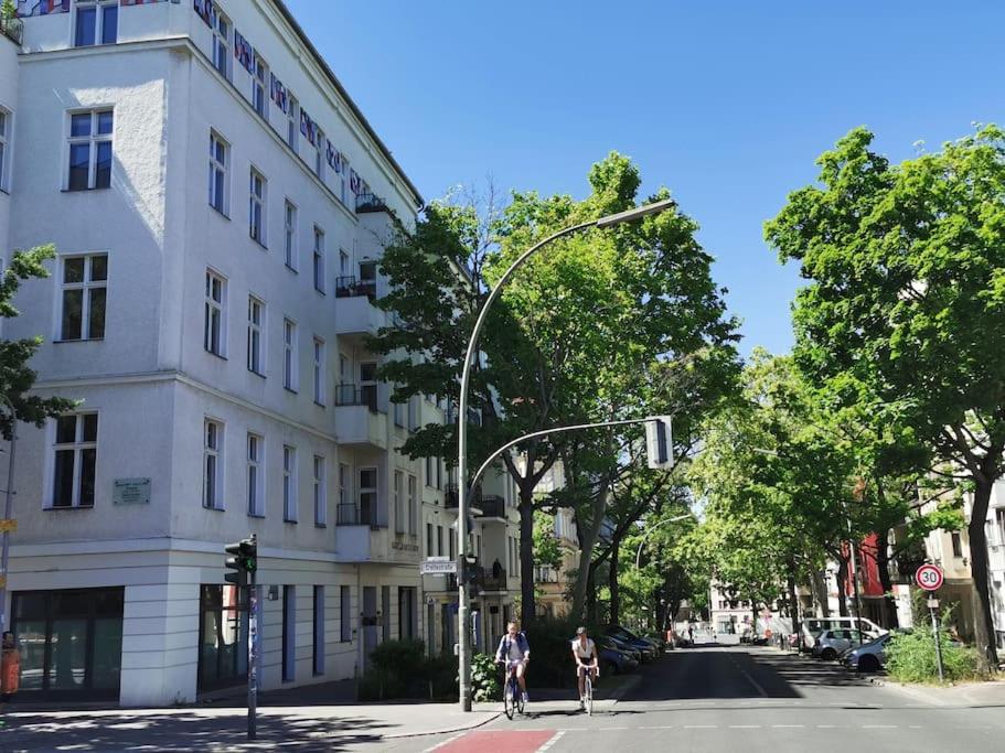 LANG Li by ROCKCHAIR Apartments l SUPERHOST Status l 2 Bedrooms Boxspringbeds in City Center - Cozy Family & Business Flair welcomes you!