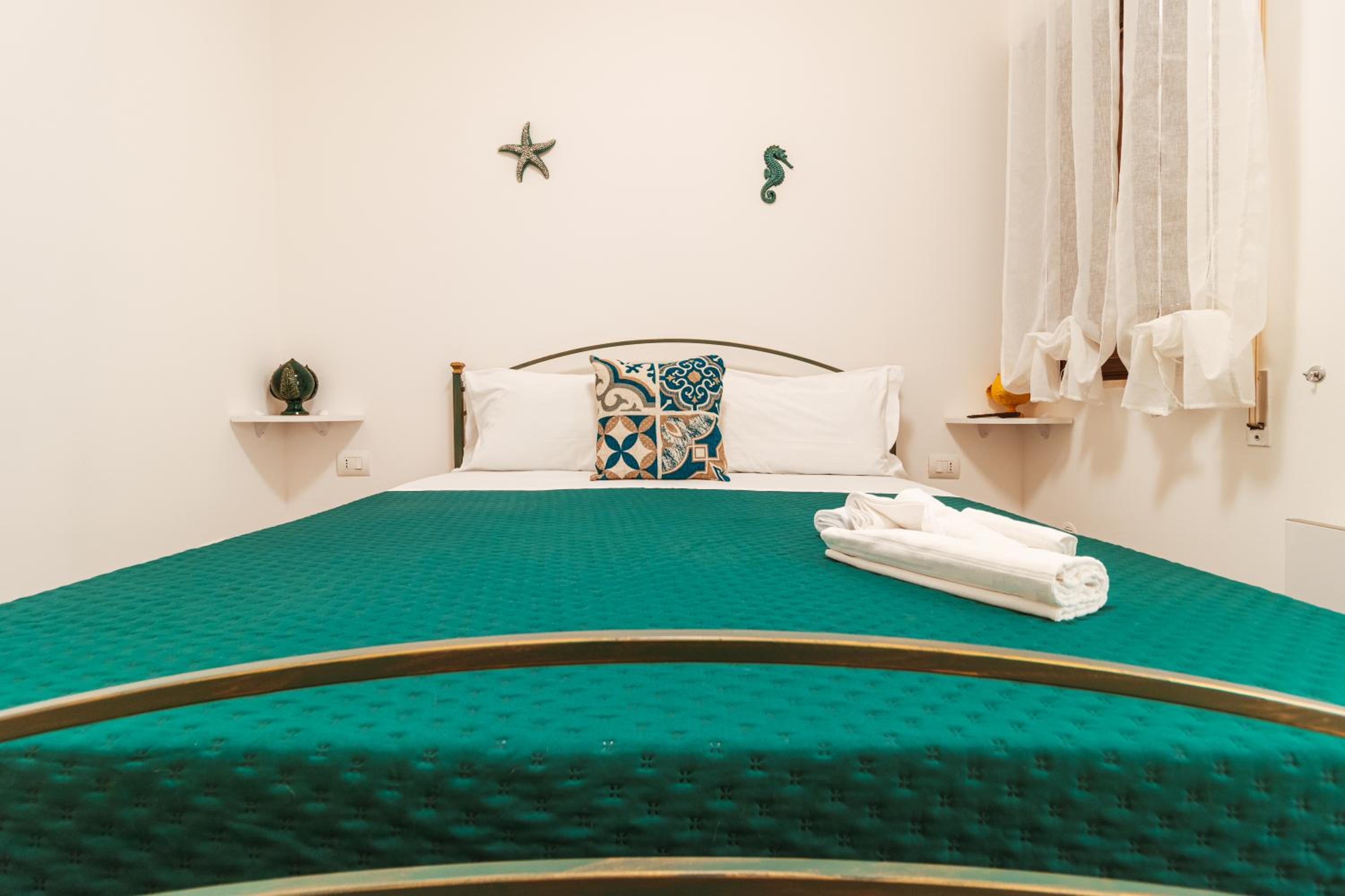 Villa Volare en Polignano a Mare — hotel room