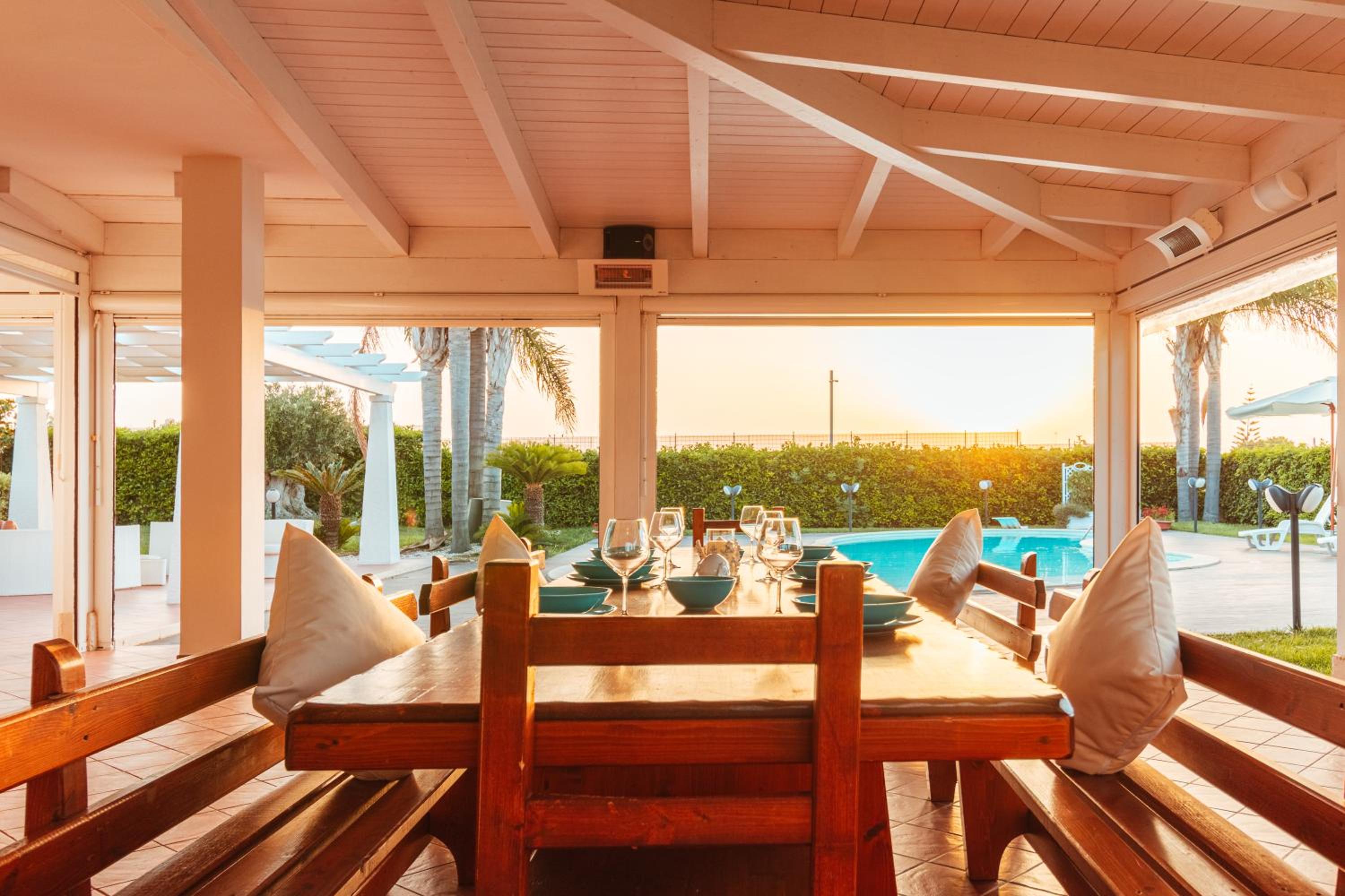 Villa Volare en Polignano a Mare — dining