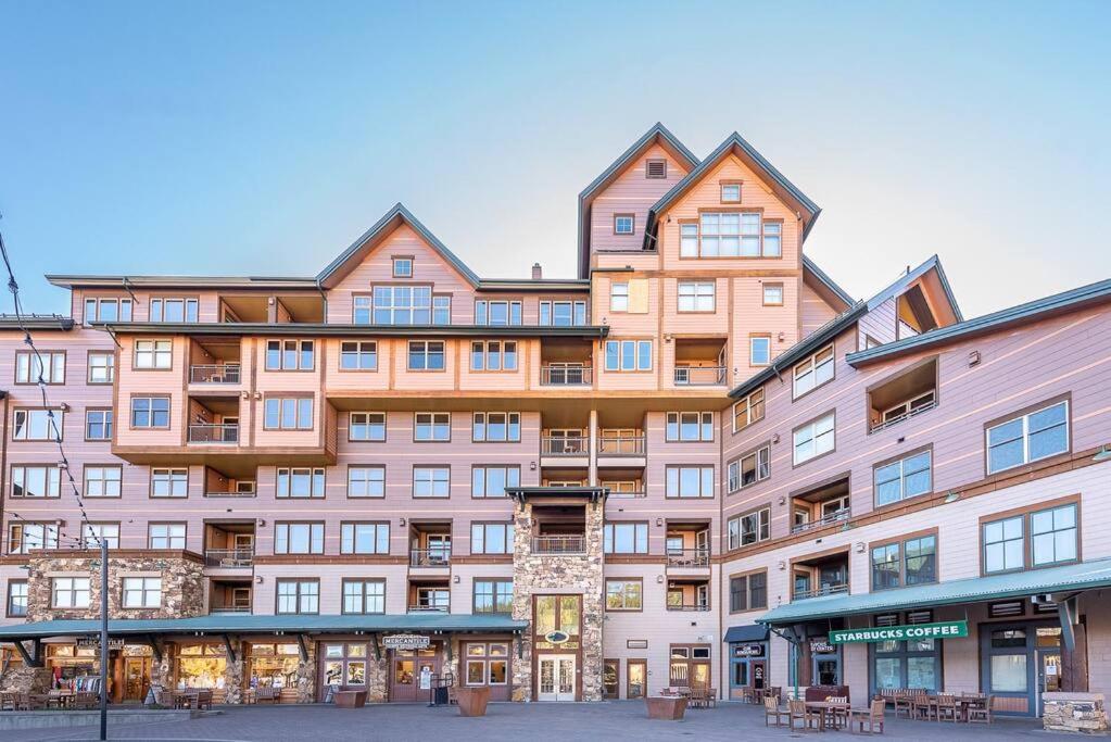 Ski-In/Ski-Out Zephyr 1 Bedroom Condo Winter Park