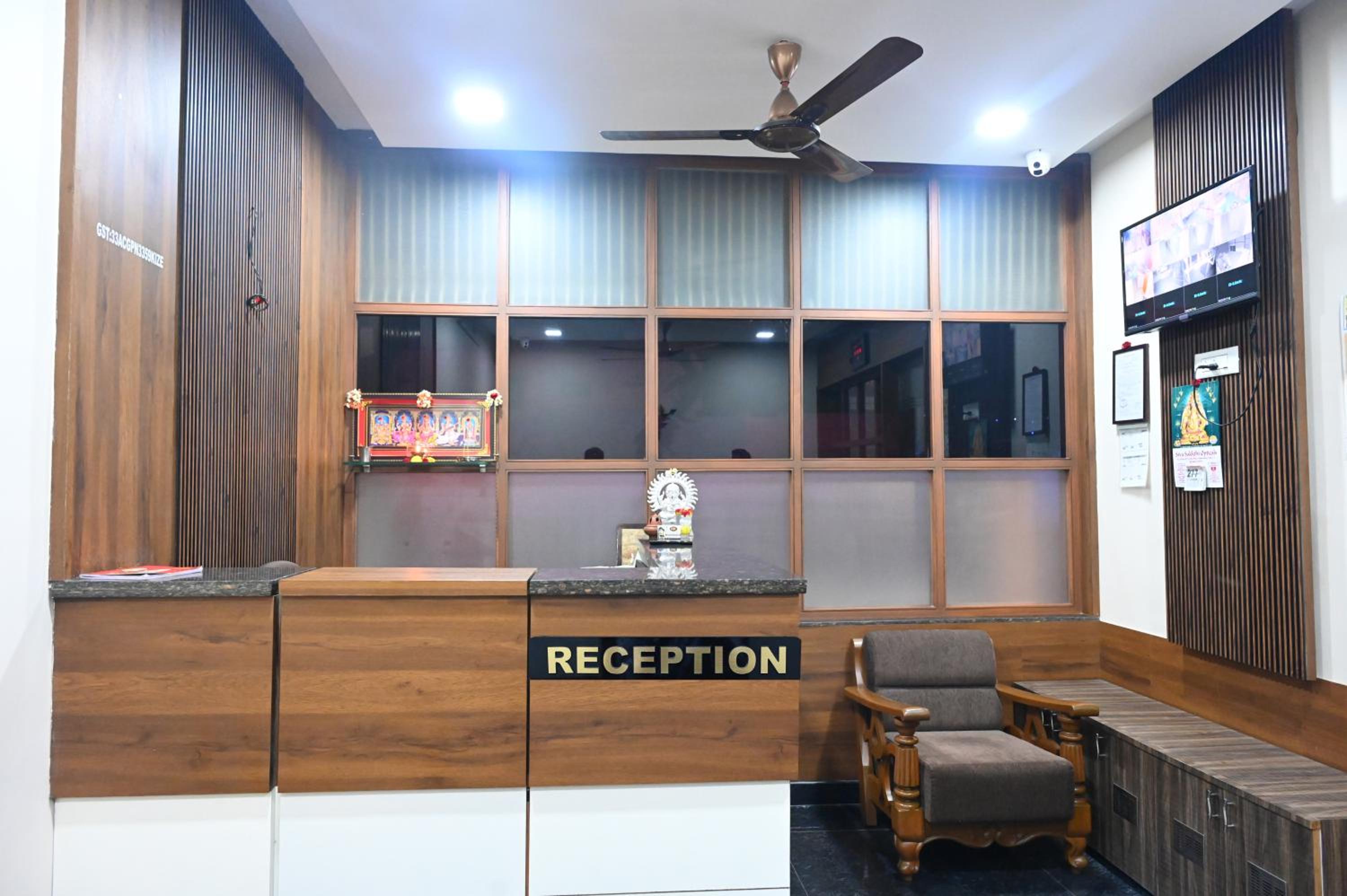 KK SERVICE APARTMENTS view 5
