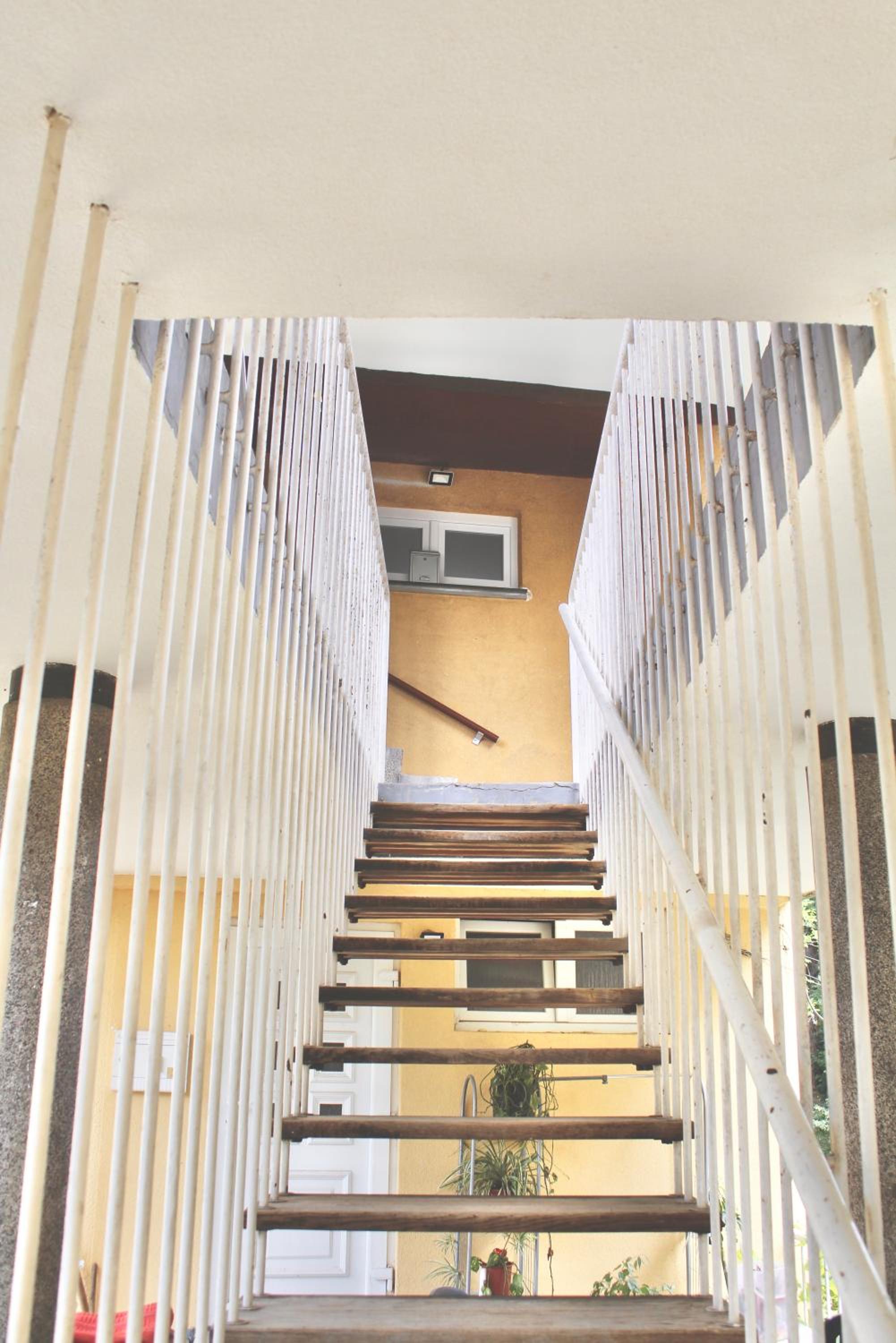 Stardust Apartment