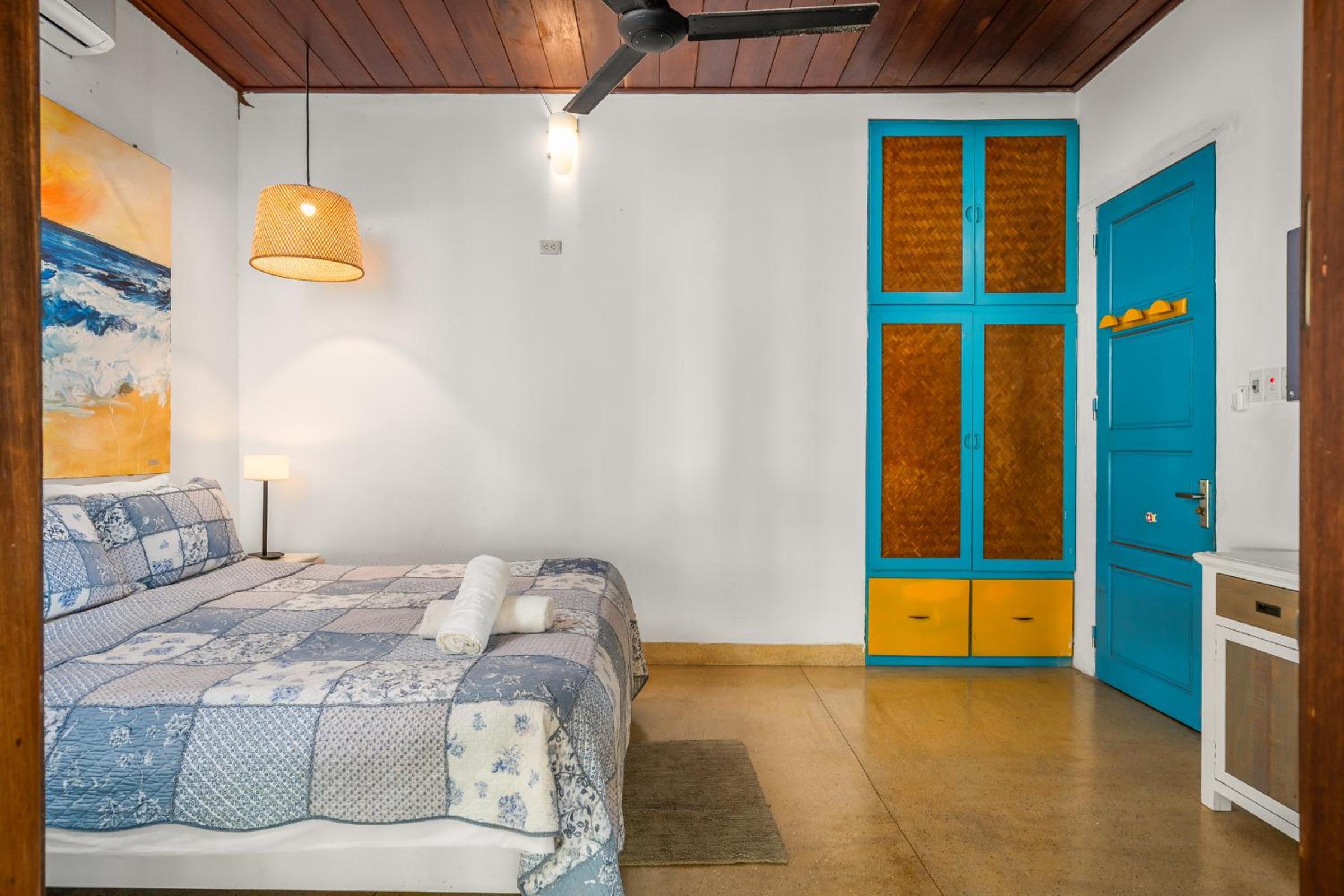 Holiday Villa 6BR Beachfront, Pool, Sauna An Bang Beach
