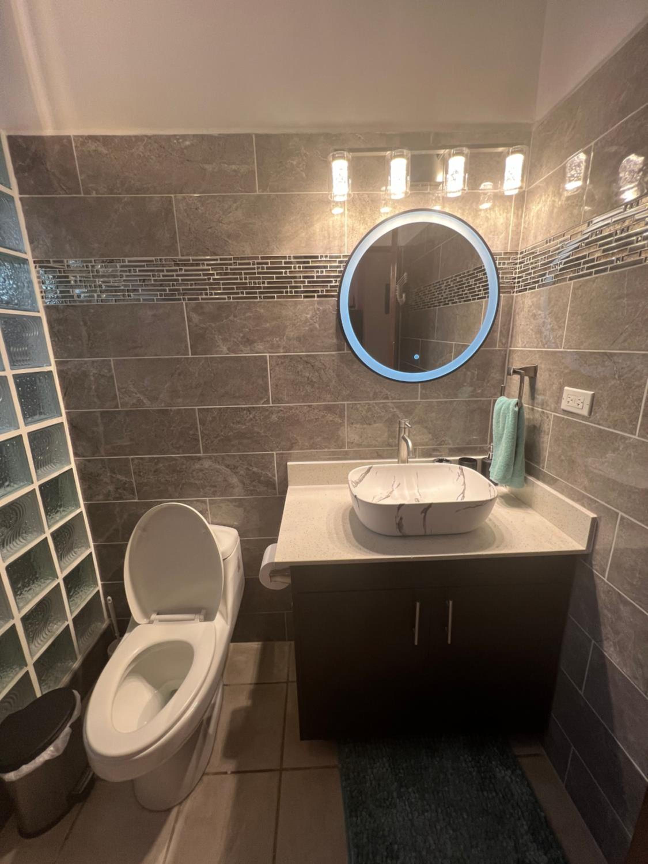 Turquoise Deep Dive Single Storey Condo
