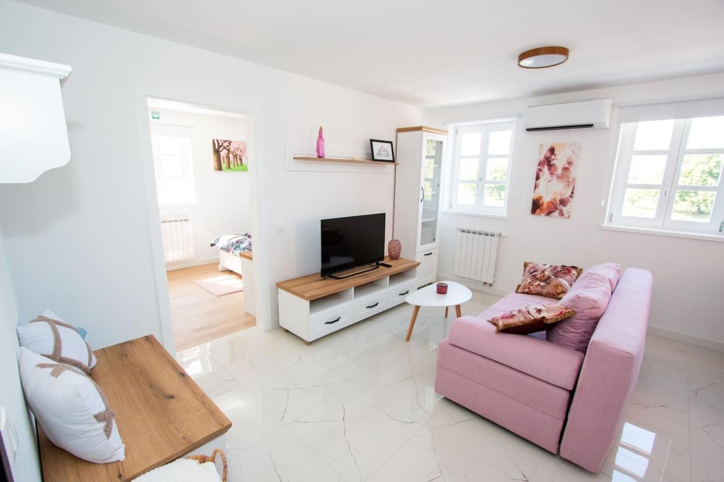 Apartmani Kac