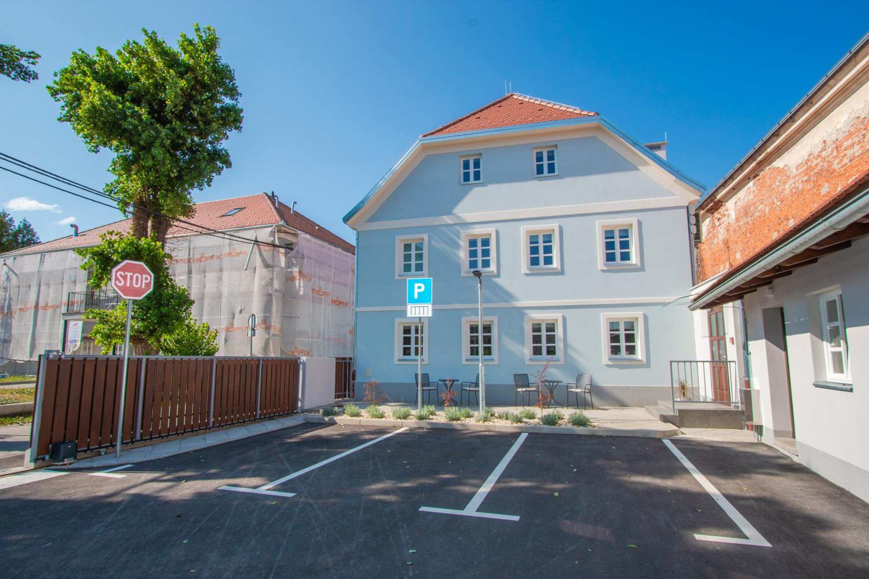 Apartmani Kac