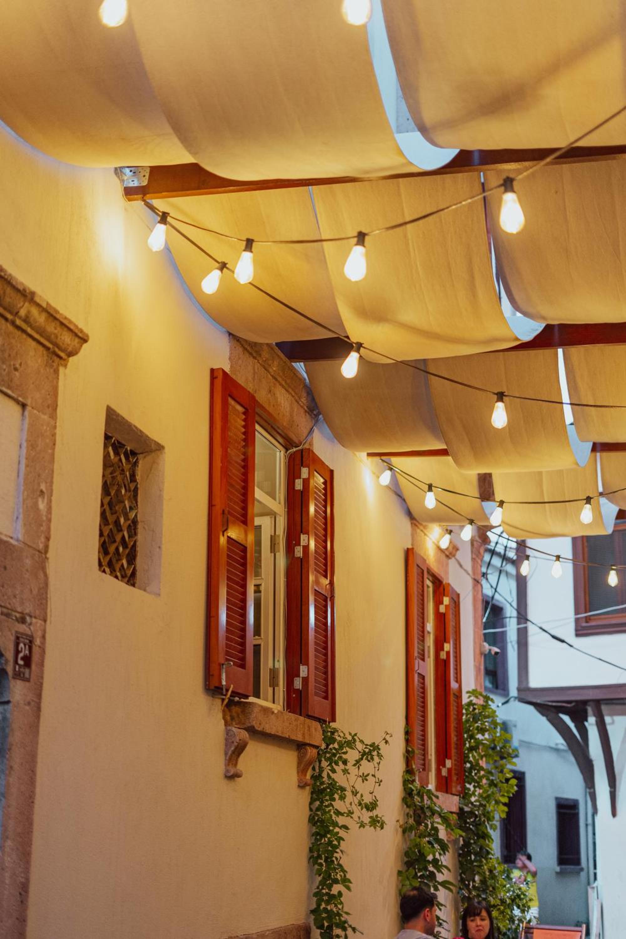 Hotel Ivy Ayvalık Butik Otel - Image 1