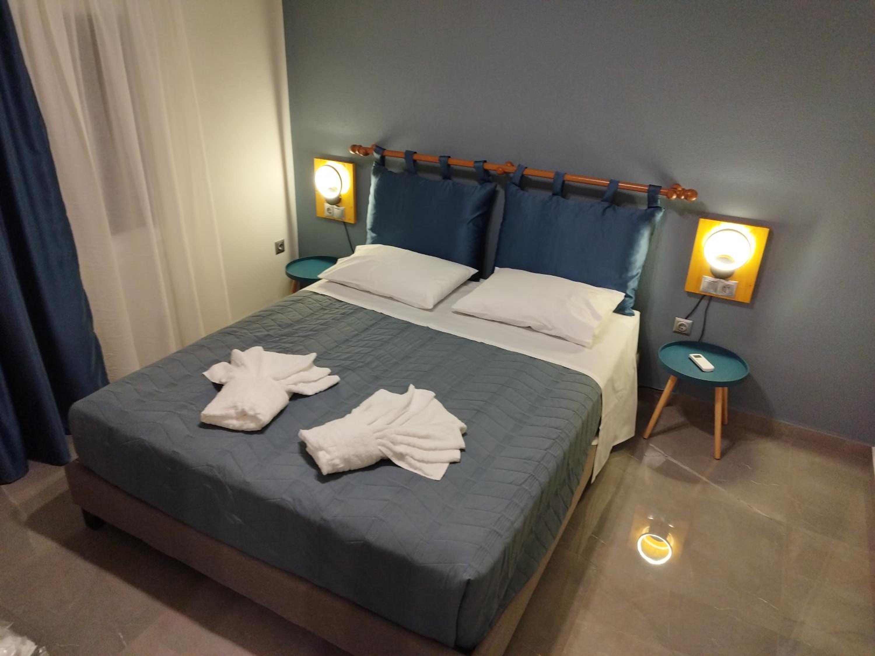 AEGEAN SUITES