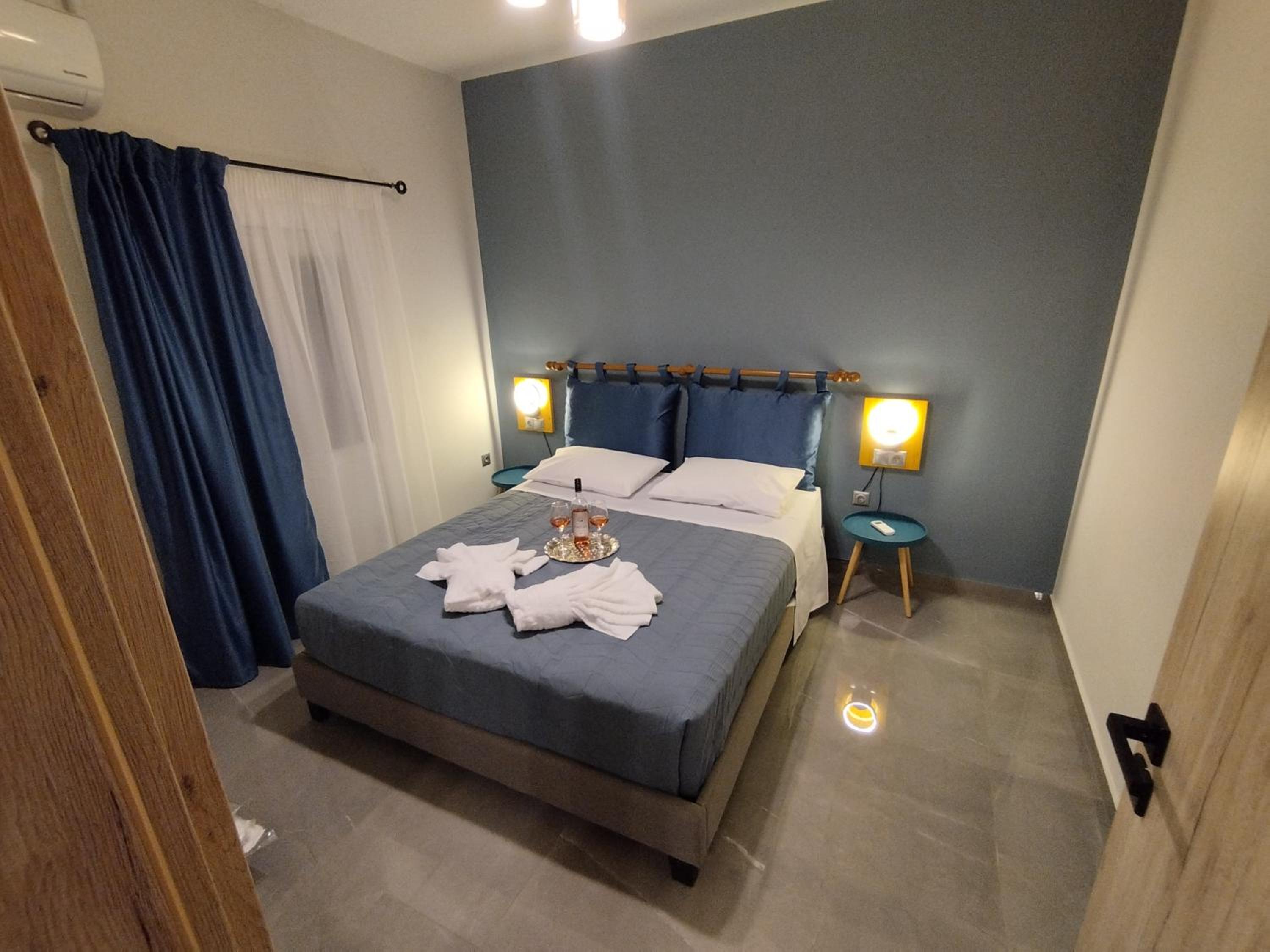 AEGEAN SUITES