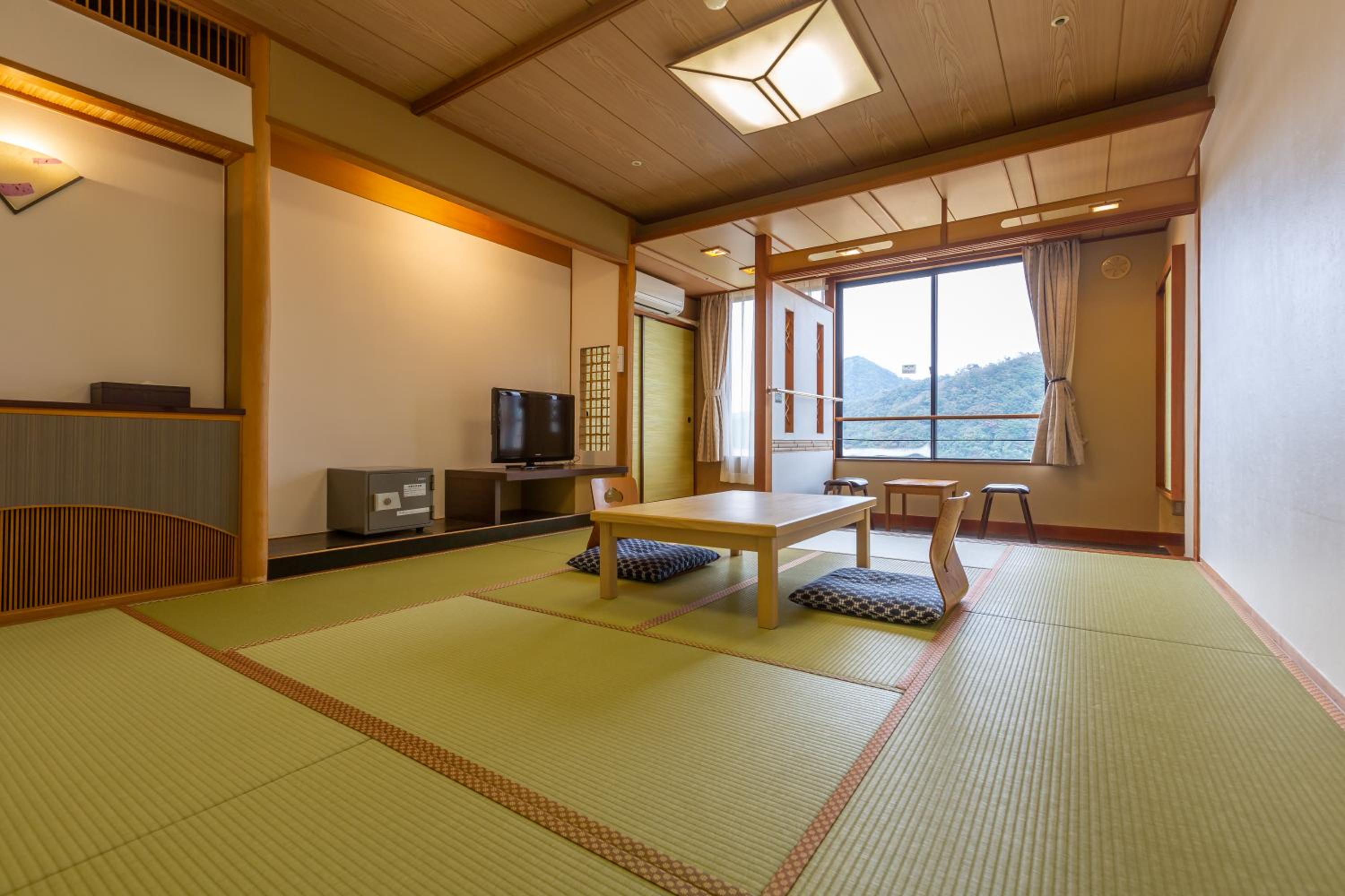 Ooedo Onsen Monogatari Premium Kinosaki