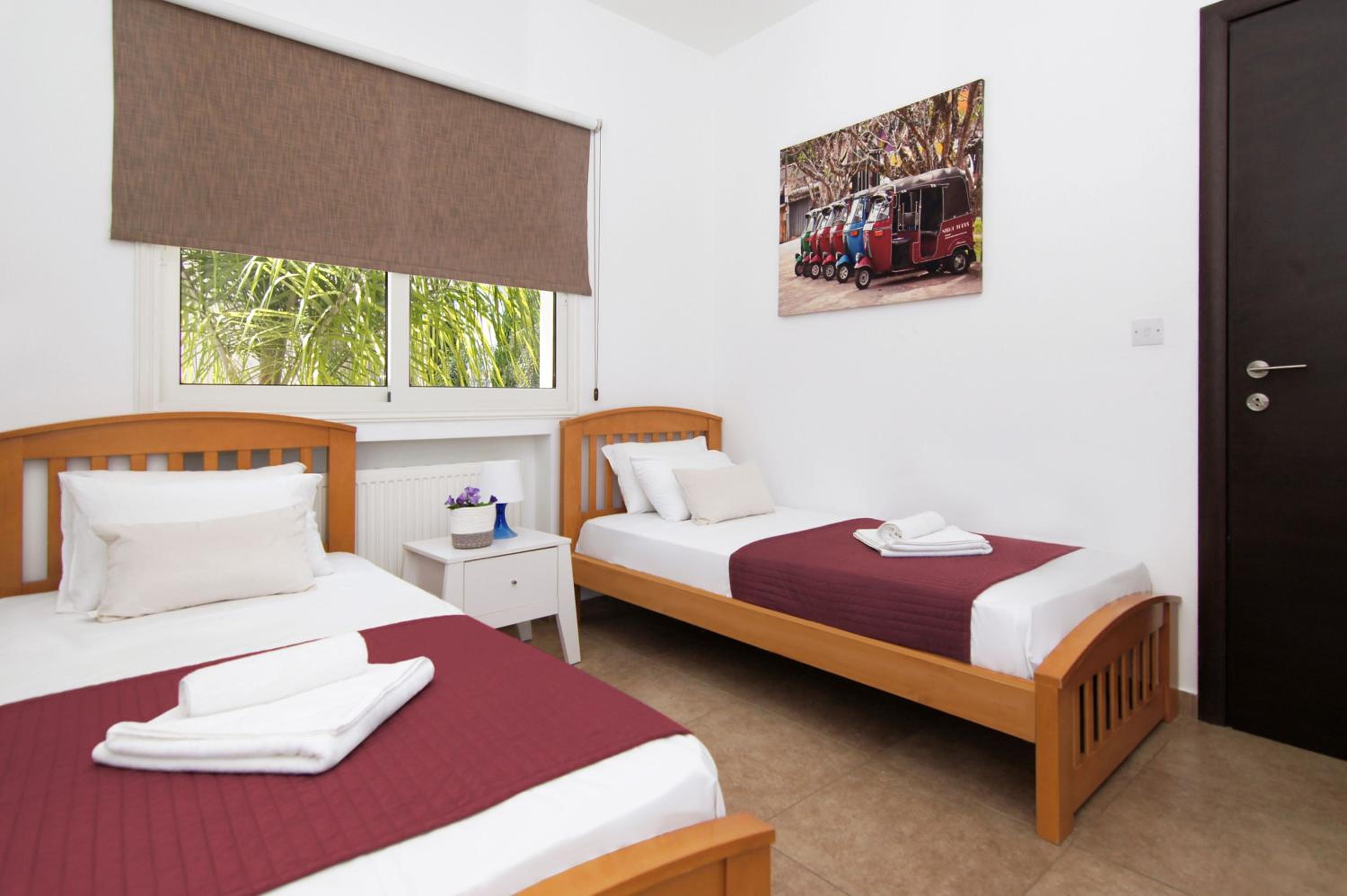 Villa Michaella - 500m from Golden Beach