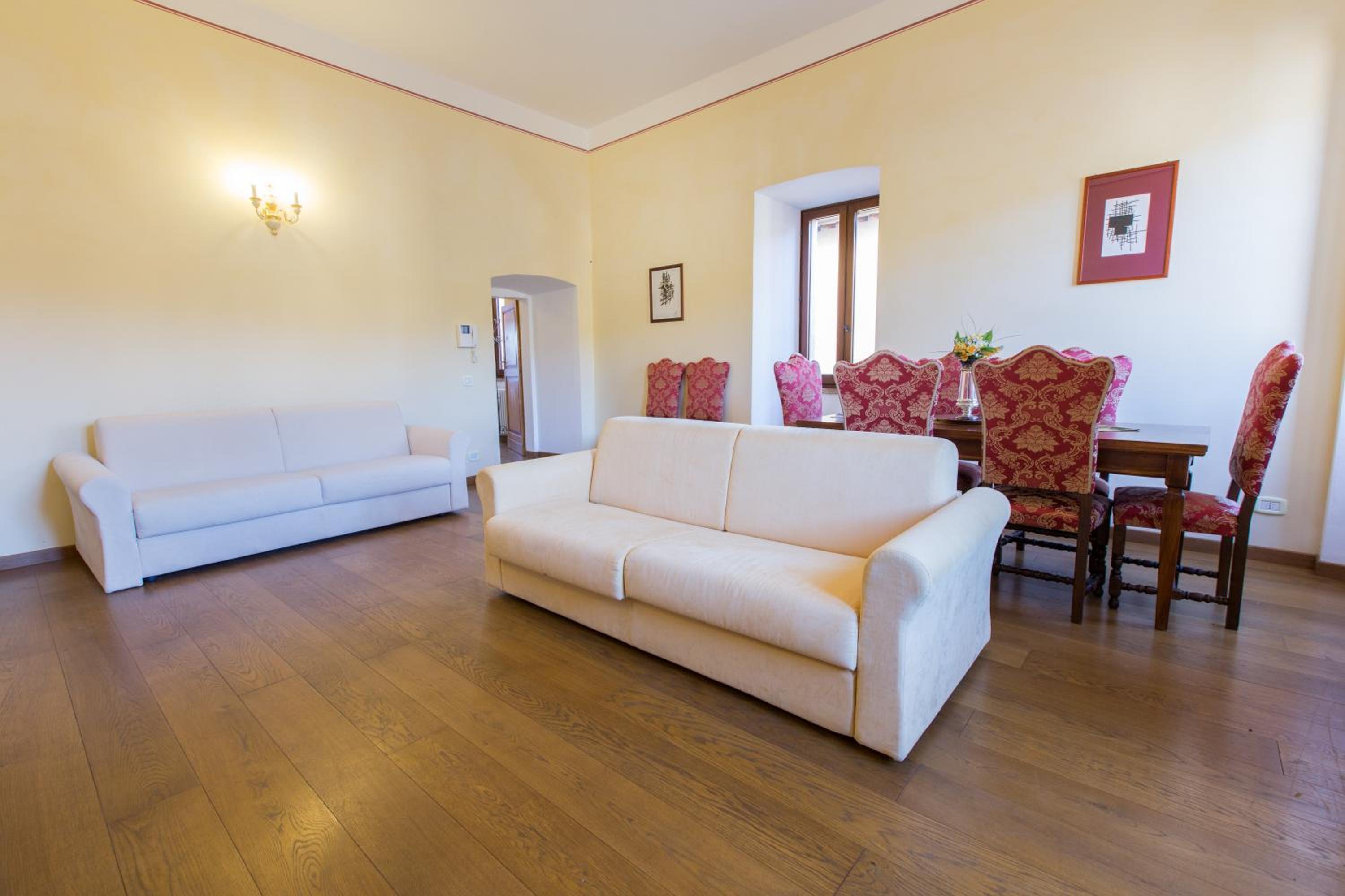 Borgo Colognola - Dimora Storica