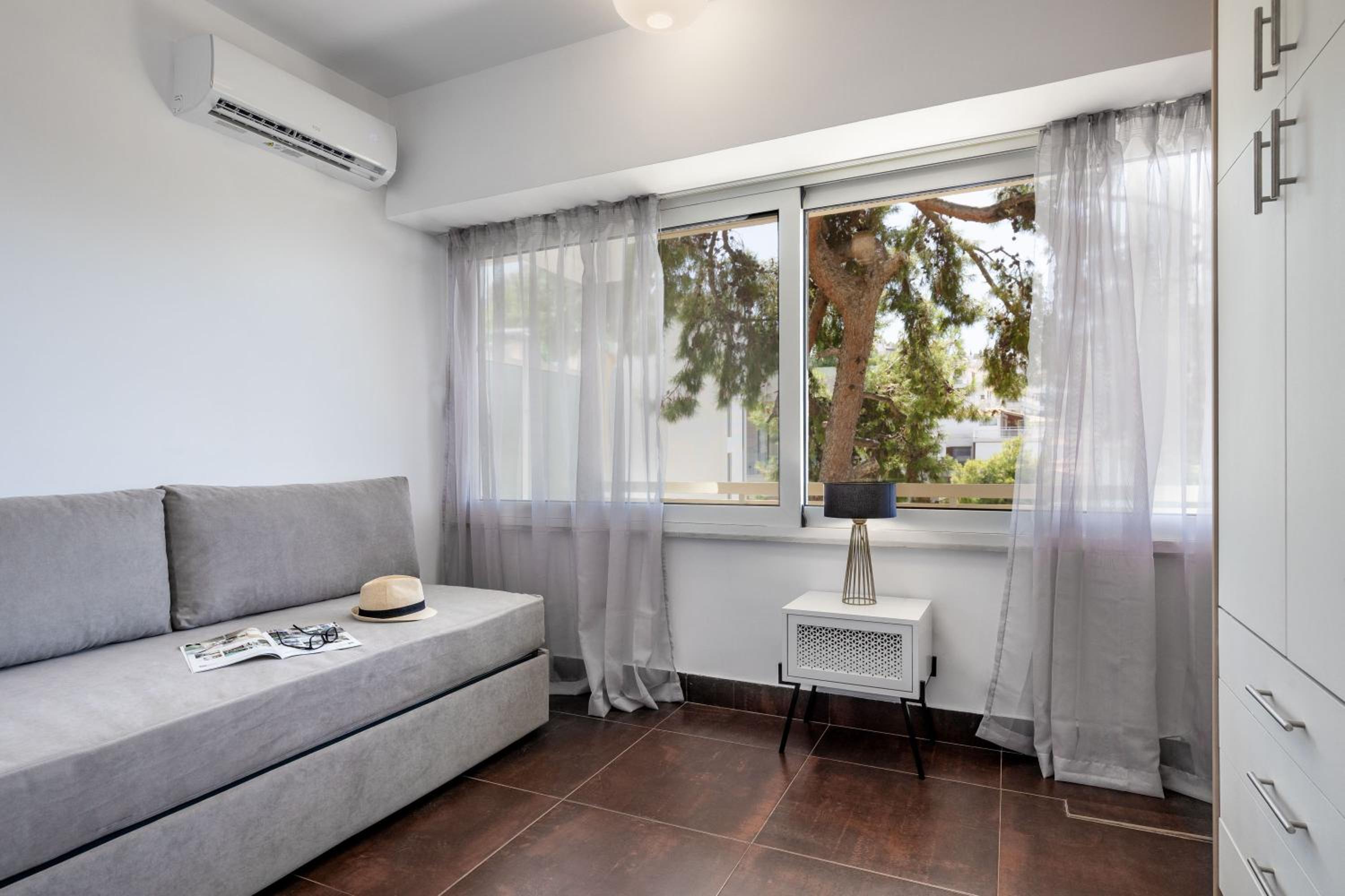 Relux Sea View 2 Bedroom Apartment by BluPine
