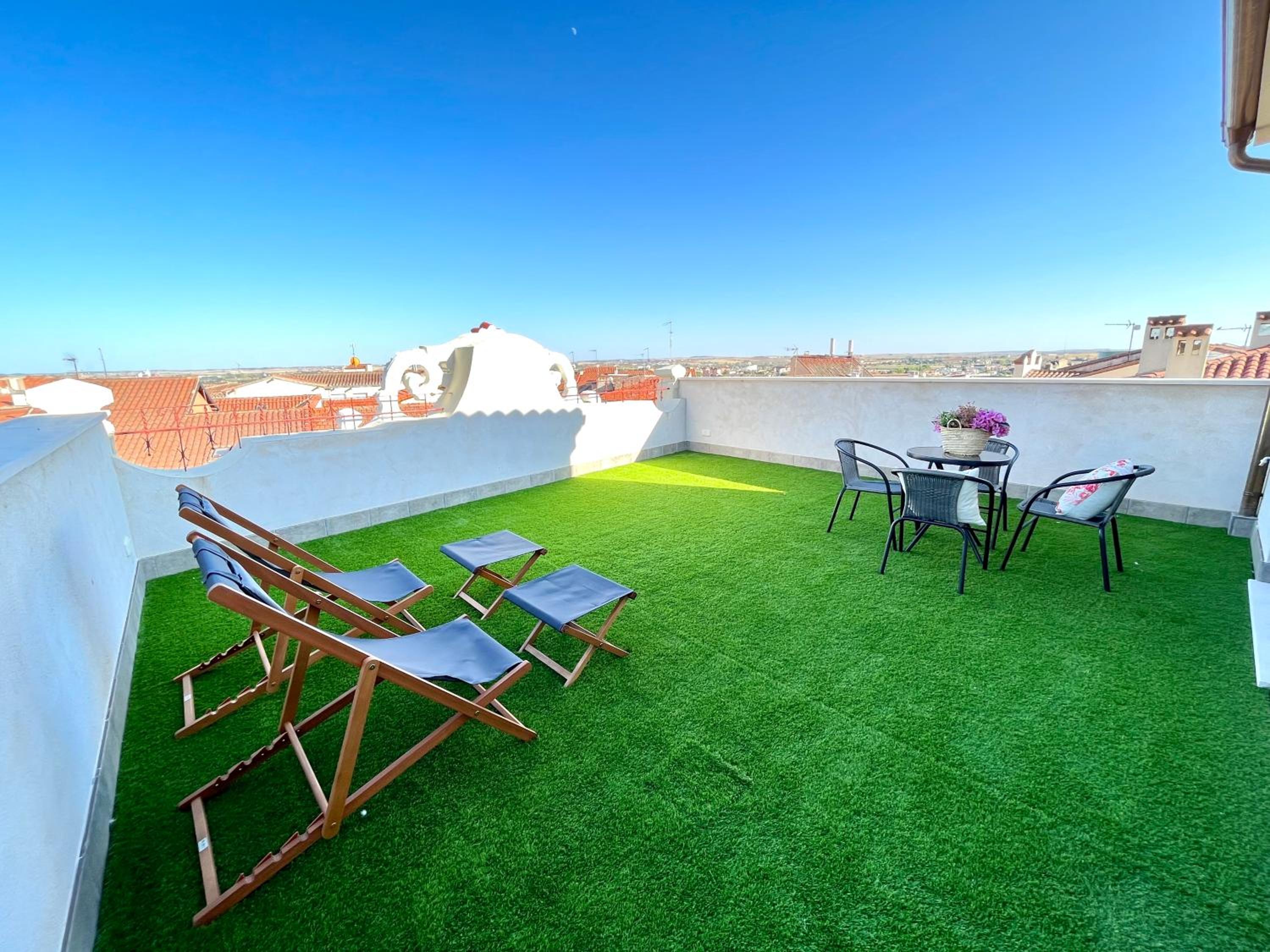 CARIATIDES SKY APARTMENT
