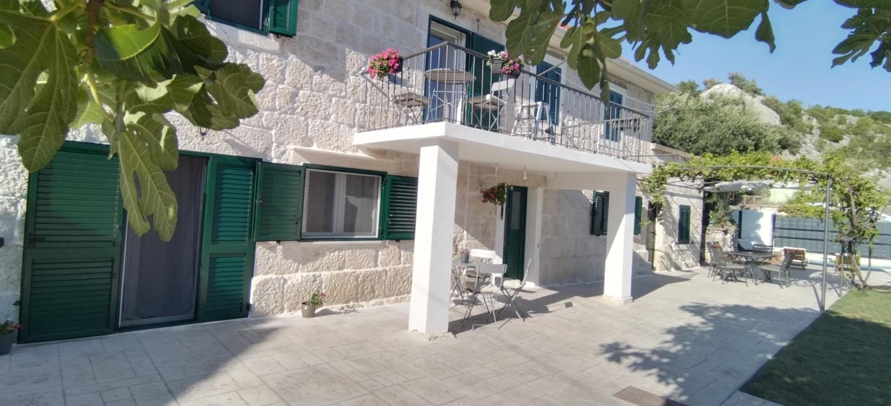Stone house with pool Ljubica view 2