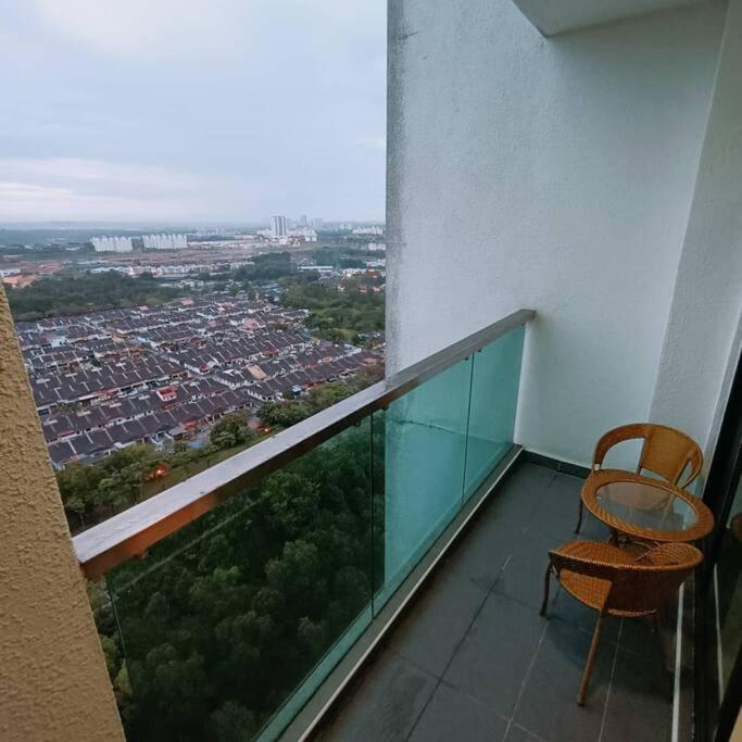 Cozy Sky Loft 5 Guests with Netflix & Facilities L28