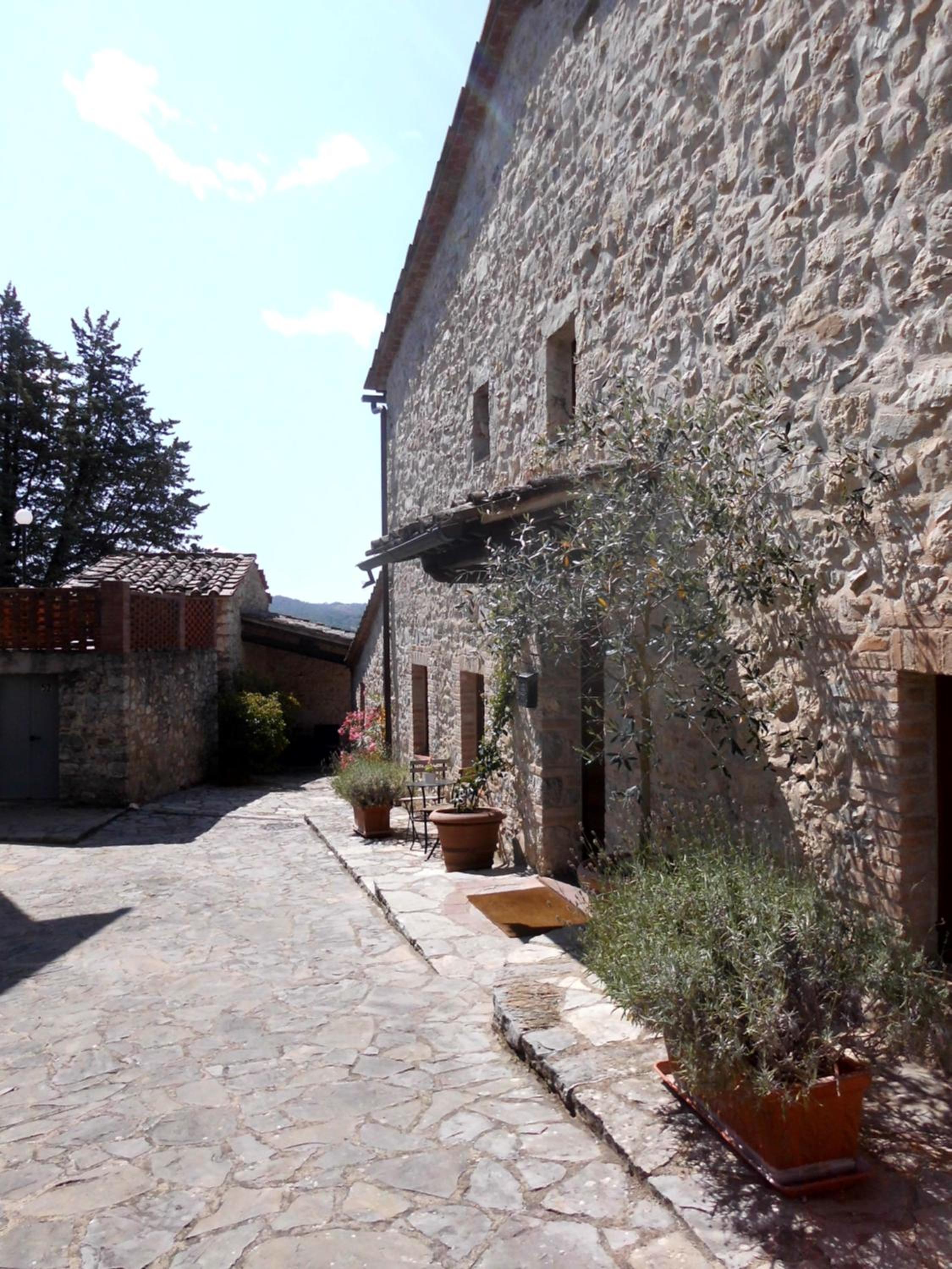 B&B Borgolecchi , Lecchi in Chianti view 2