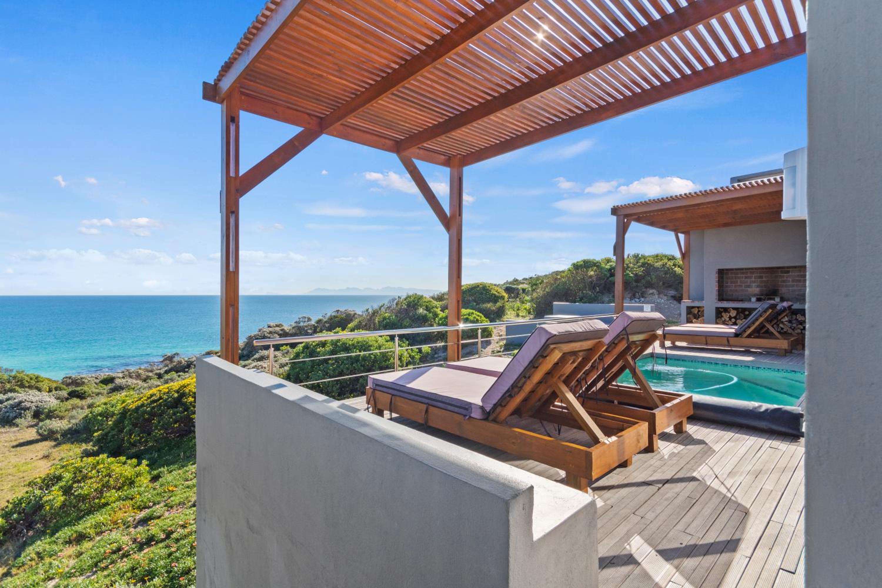 Romansbaai Moksha on the Sea view 2