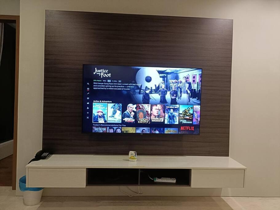 Lovely 3 Rooms with KLCC View, Pavilion & Netflix